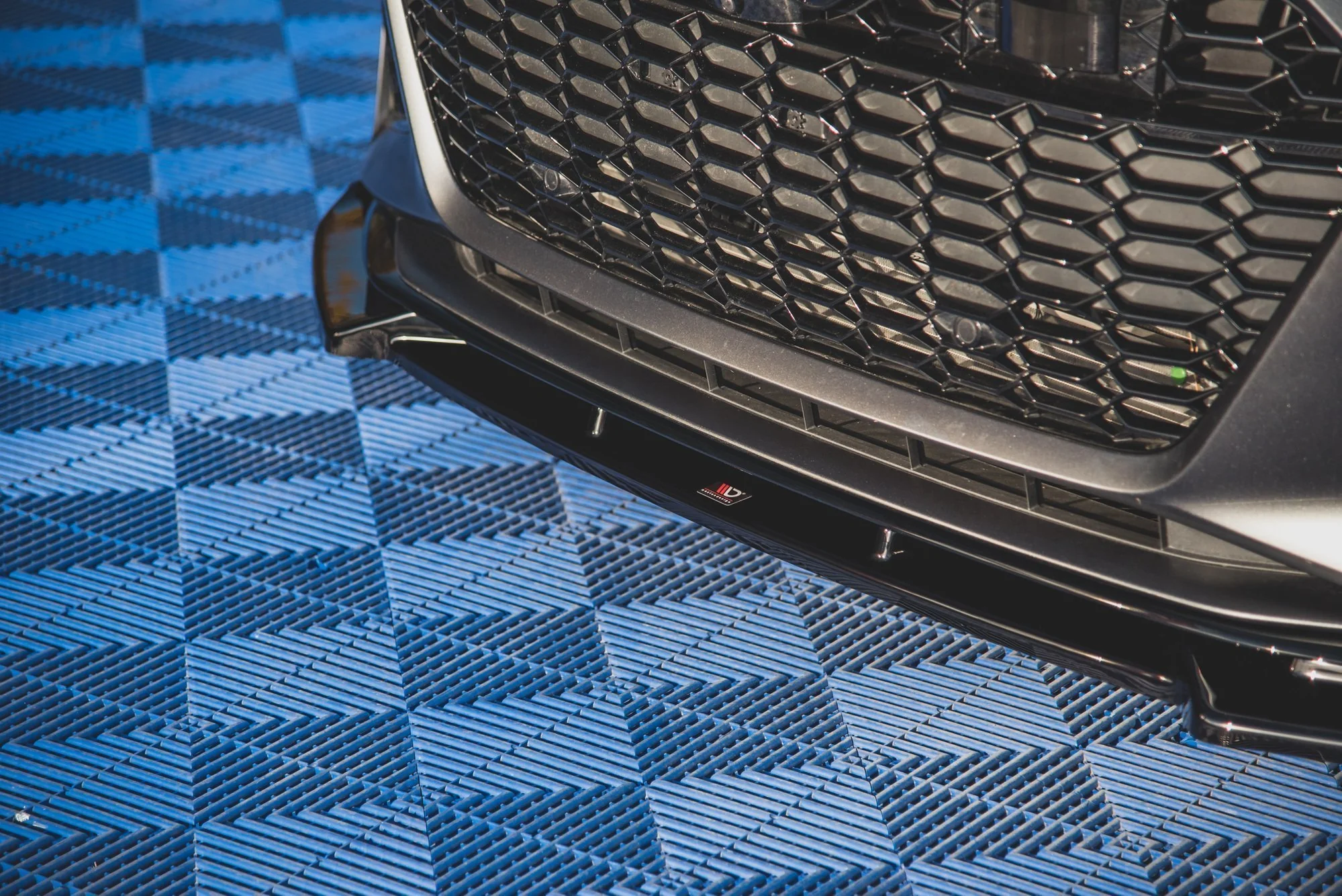 FRONT SPLITTER V.1 AUDI RS6 C8 - Image 4