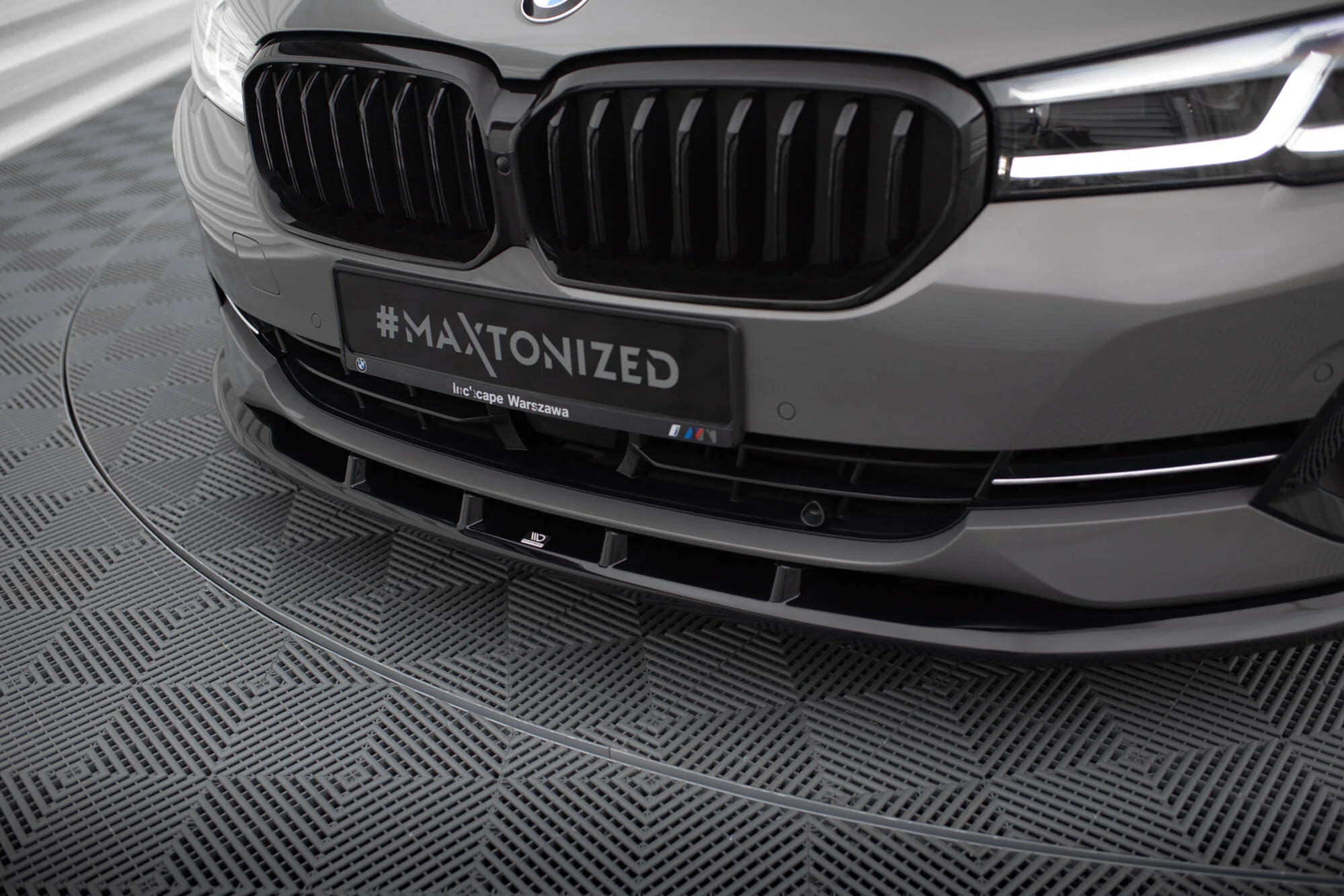 FRONT SPLITTER V.1 BMW 5 G30 / G31 FACELIFT - Image 4
