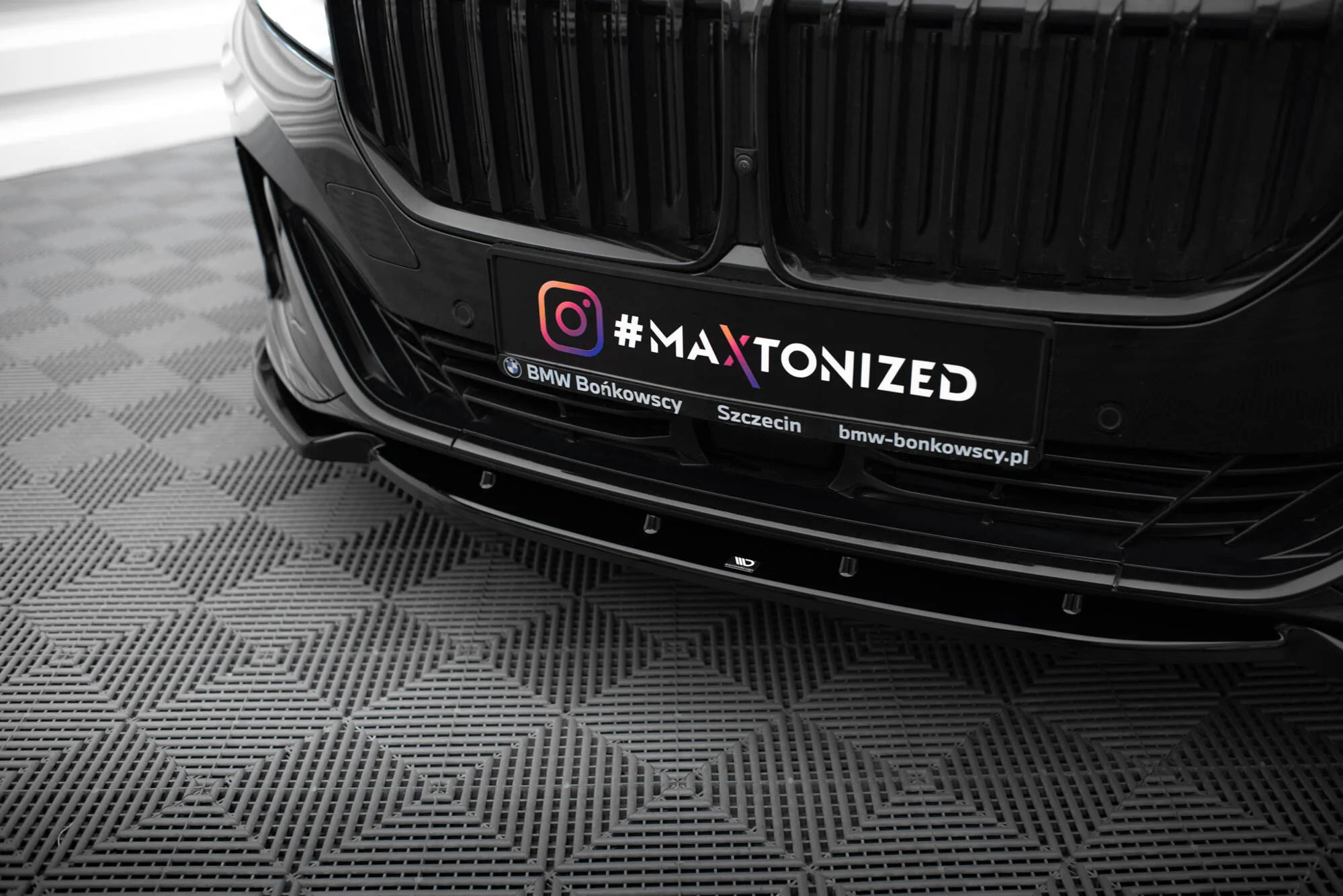 FRONT SPLITTER V.1 BMW 7 G11 FACELIFT - Image 4