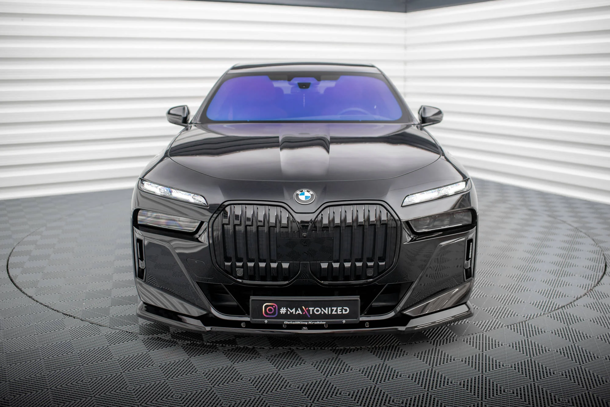 FRONT SPLITTER V.1 BMW 7 M-PACK / M760 G70 - Image 3
