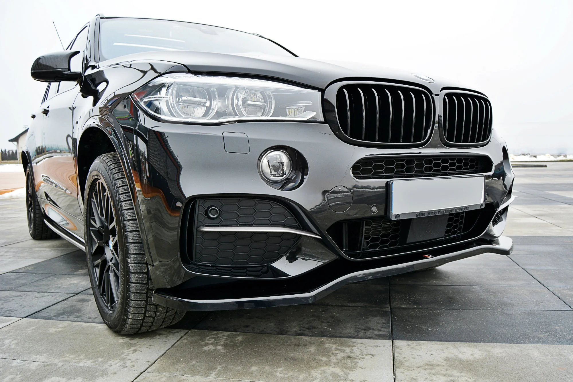 FRONT SPLITTER V.1 BMW X5 F15 M50D - Image 3