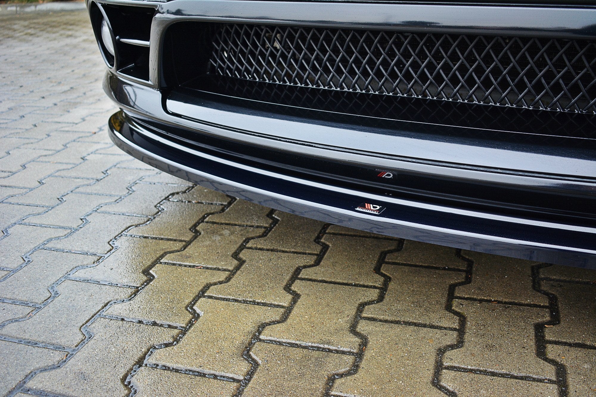 FRONT SPLITTER V.1 JEEP GRAND CHEROKEE WK SRT 8 - Image 3