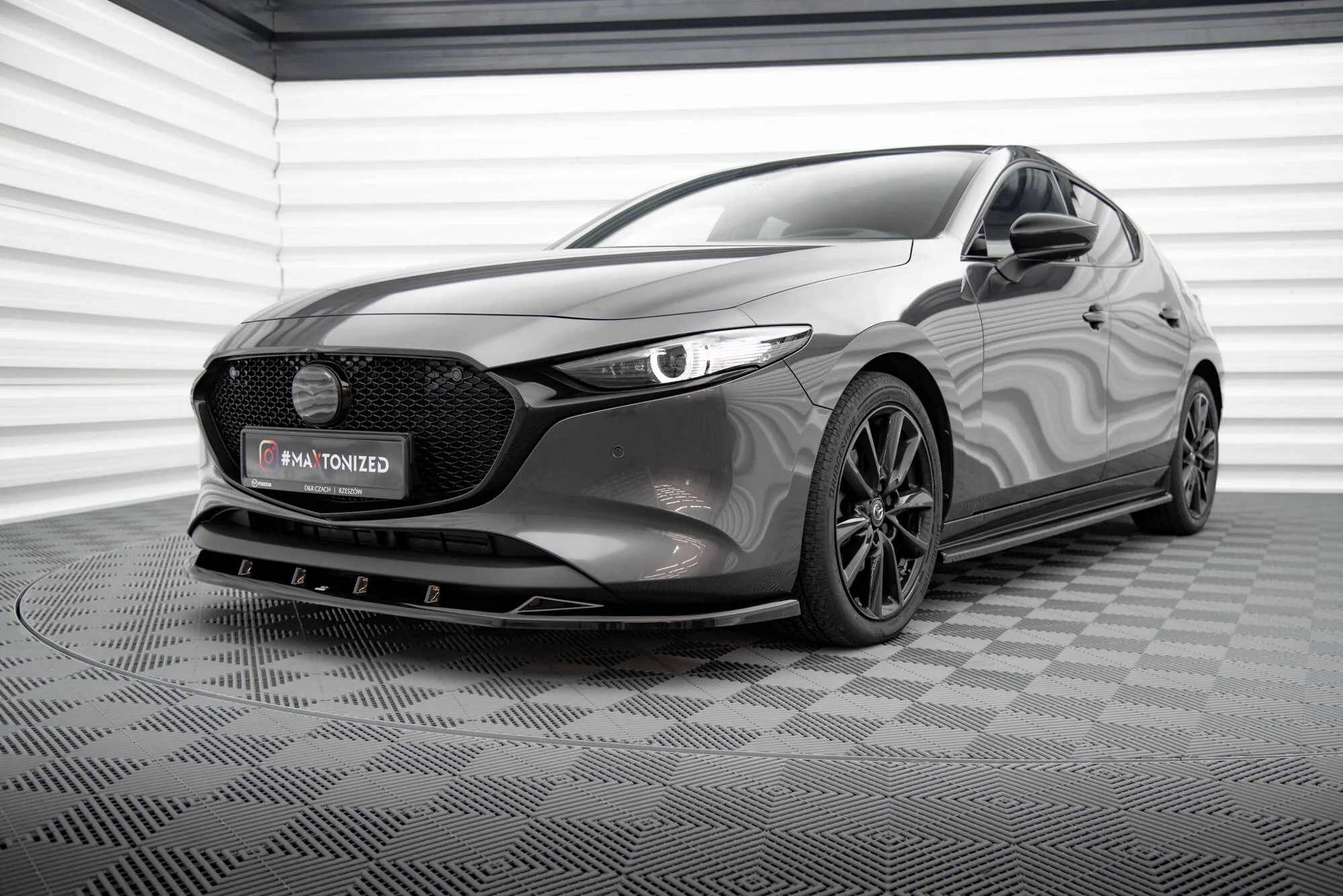 FRONT SPLITTER V.1 MAZDA 3 MK4 - Image 2