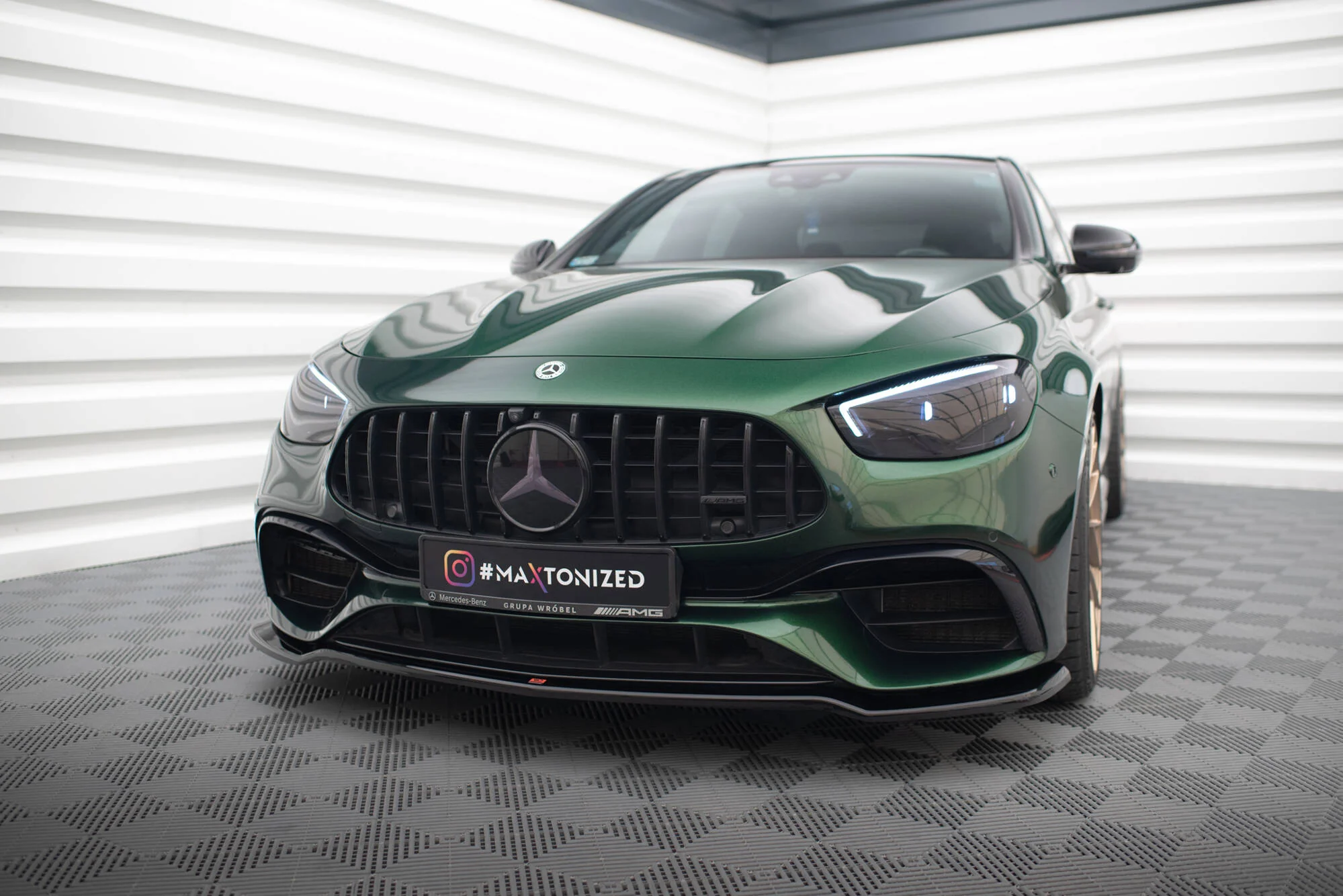 FRONT SPLITTER V.1 MERCEDES-AMG E63 W213 FACELIFT - Image 3