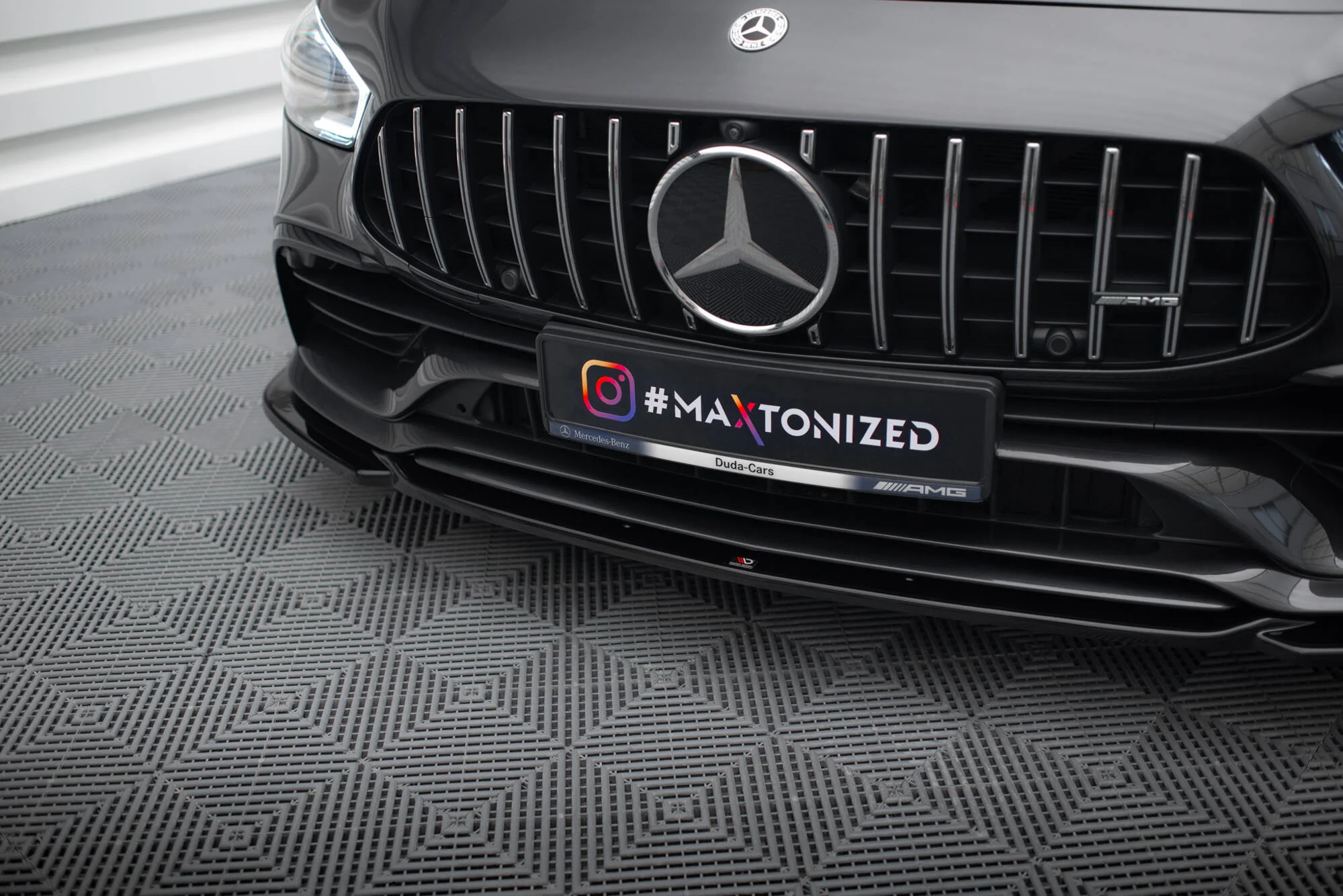 FRONT SPLITTER V.1 MERCEDES-AMG GT 53 4-DOOR COUPE - Image 3