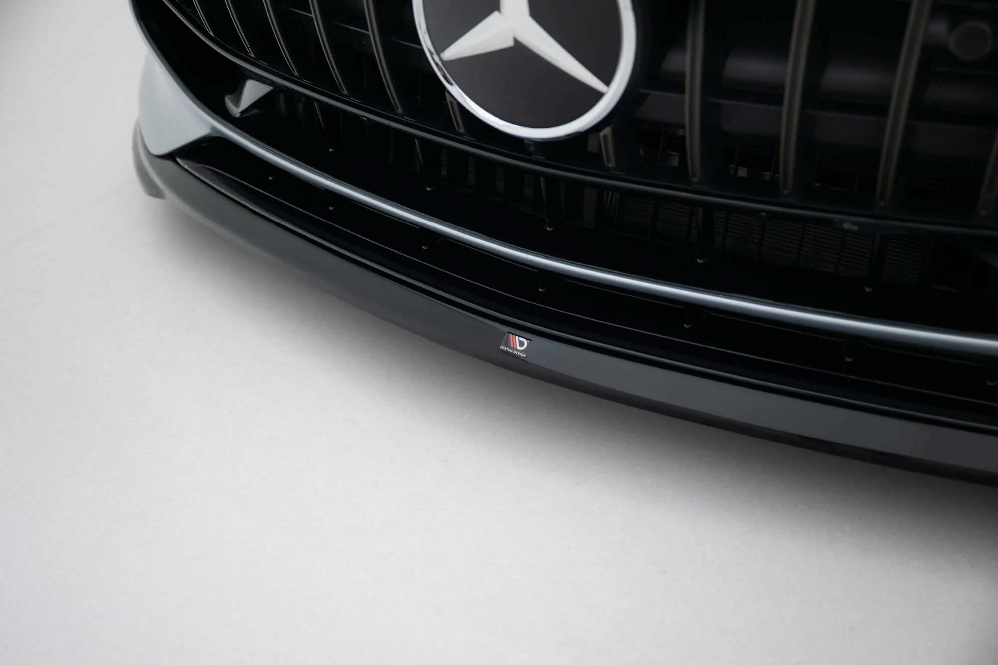 Front Splitter V.1 Mercedes-AMG GT 63 C192 - Image 3