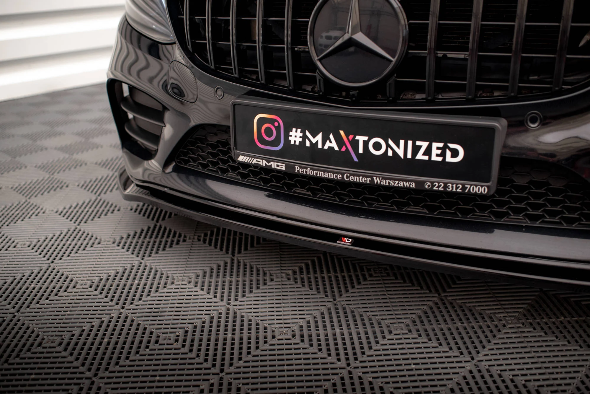 FRONT SPLITTER V.1 MERCEDES-BENZ C AMG LINE / COUPE W205 / C205 FACELIFT - Image 3