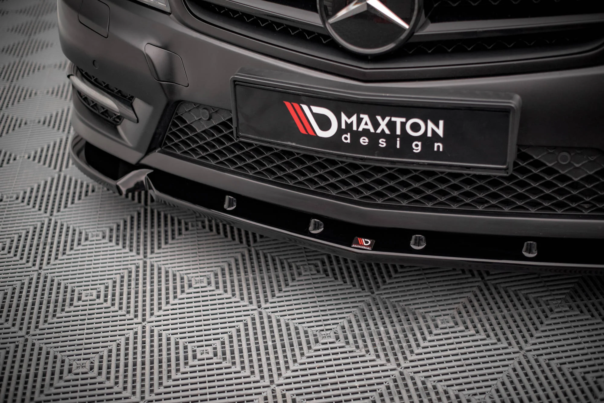 FRONT SPLITTER V.1 MERCEDES-BENZ C COUPE AMG-LINE C204 - Image 3