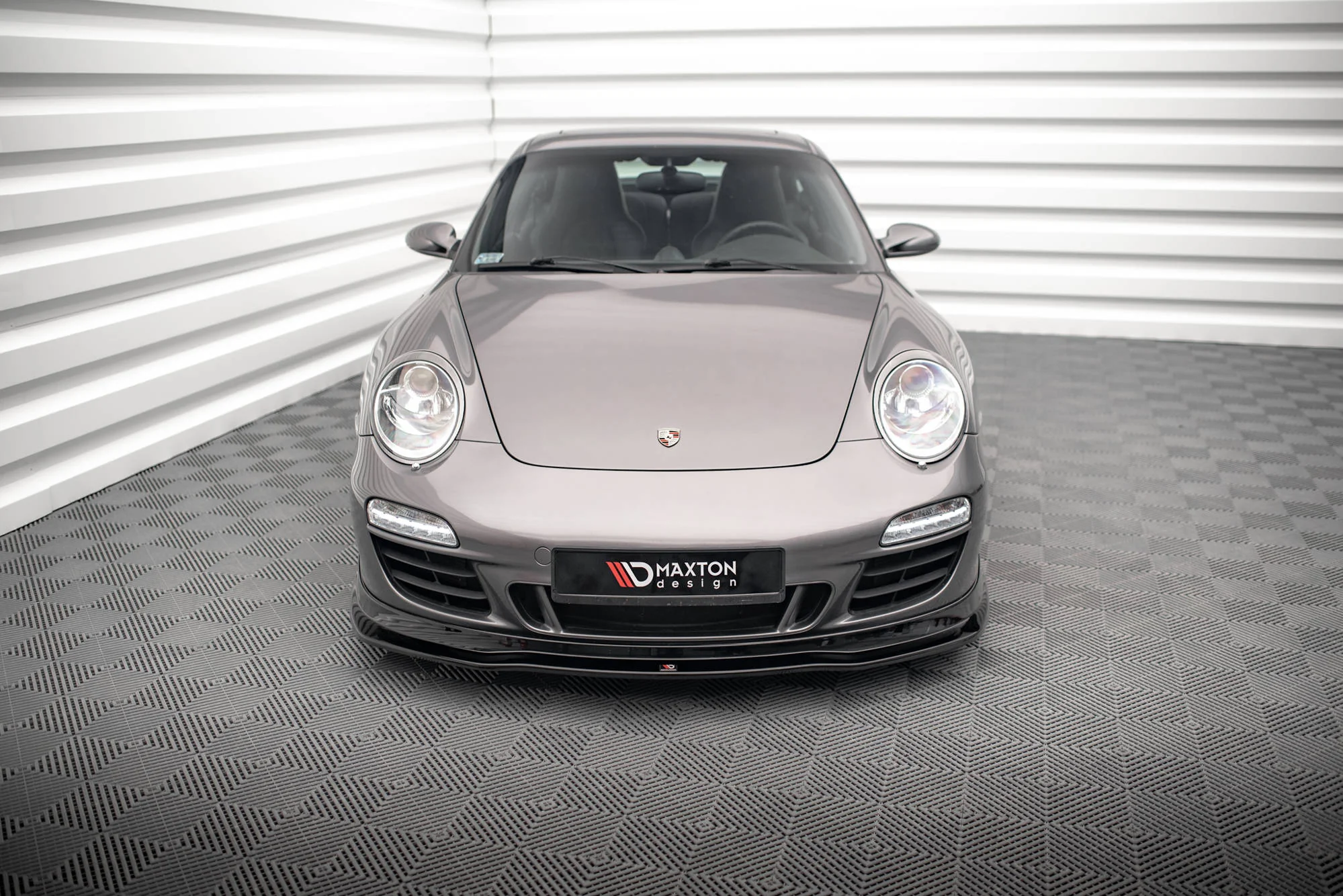 Front Splitter V.1 Porsche 911 Carrera GTS 997 Facelift - Image 4