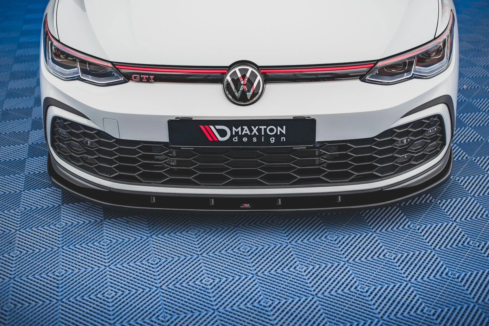 FRONT SPLITTER V.1 VOLKSWAGEN GOLF 8 GTI / R-LINE - Image 4