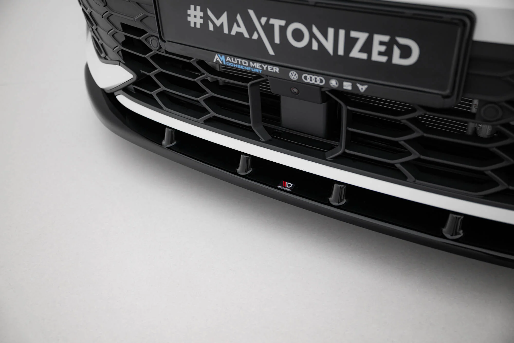 Front Splitter V.1 Volkswagen Golf GTI / GTE / R-Line Mk8 Facelift - Image 3