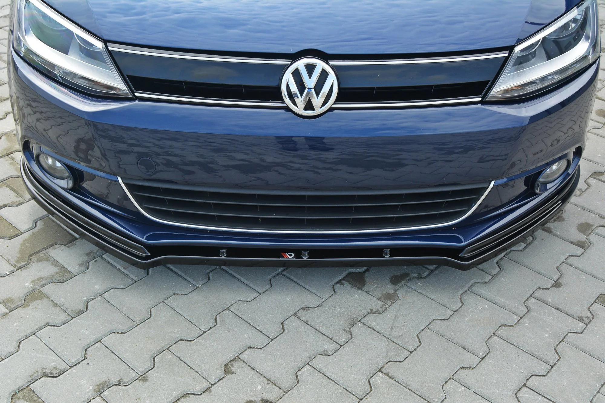 FRONT SPLITTER V.1 VW JETTA 6 - Image 8