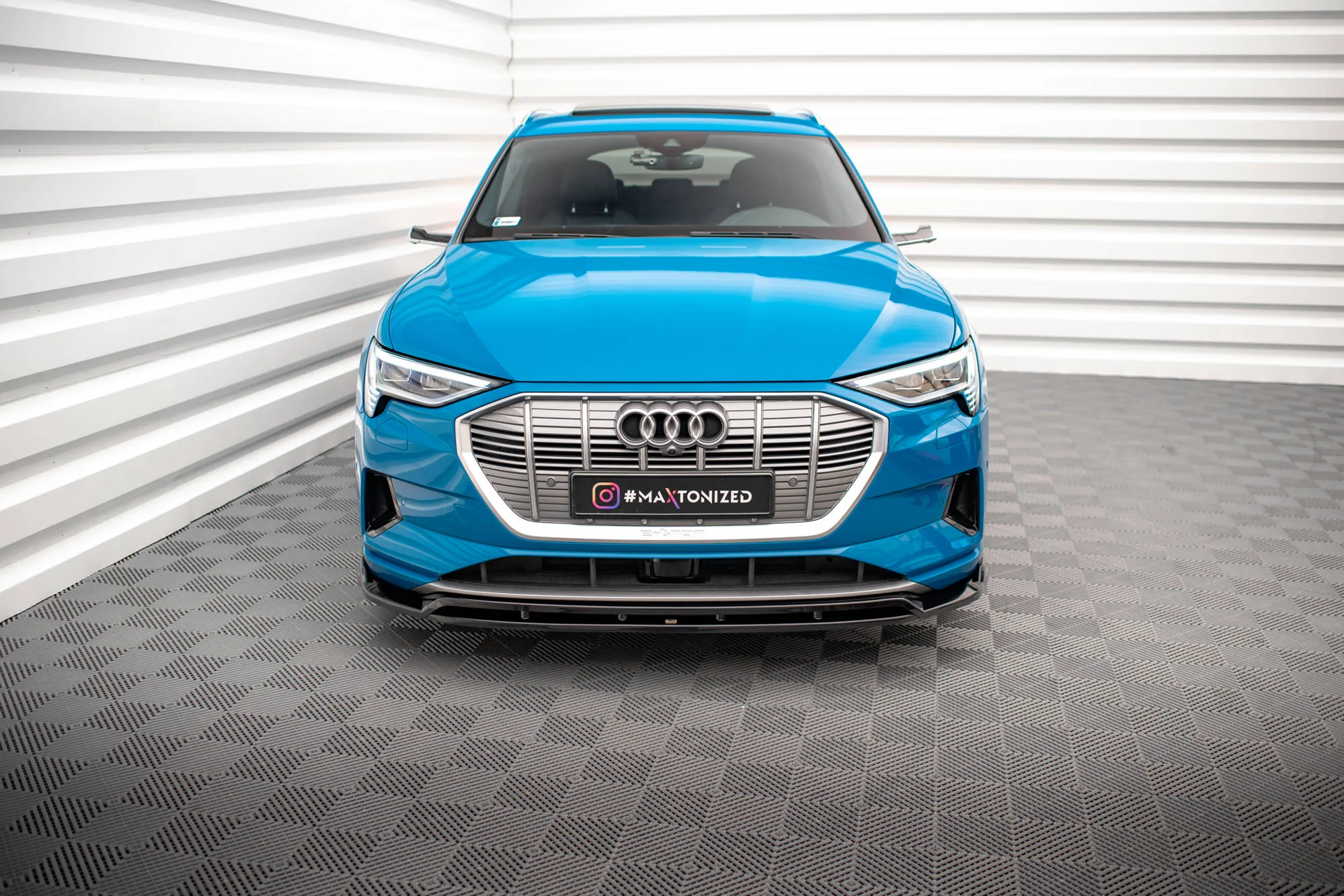 FRONT SPLITTER V.2 AUDI E-TRON - Image 2