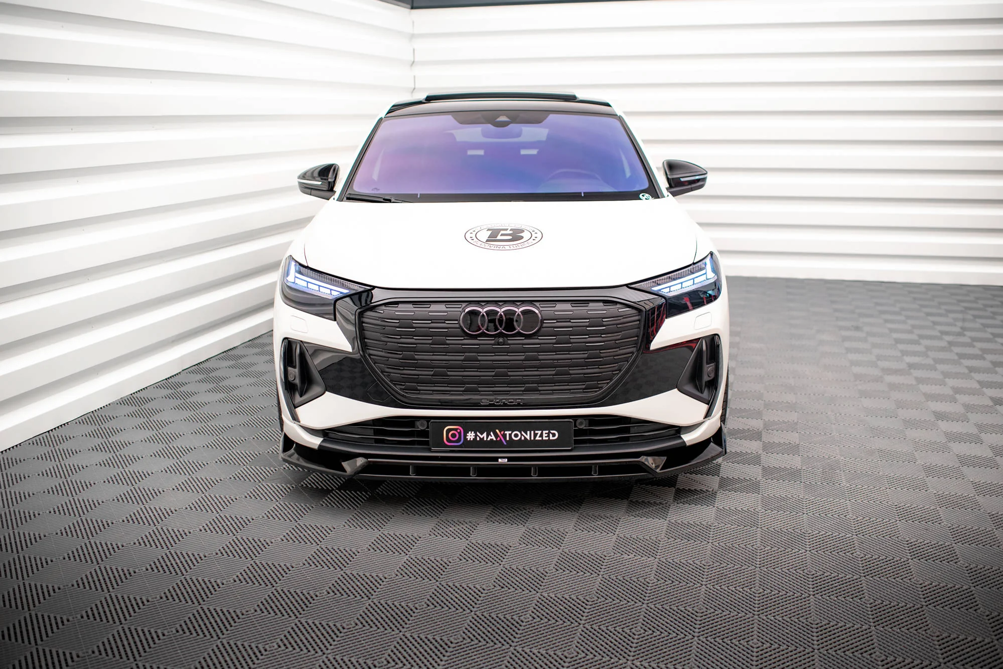 FRONT SPLITTER V.2 AUDI Q4 E-TRON SPORTBACK MK1 - Image 4
