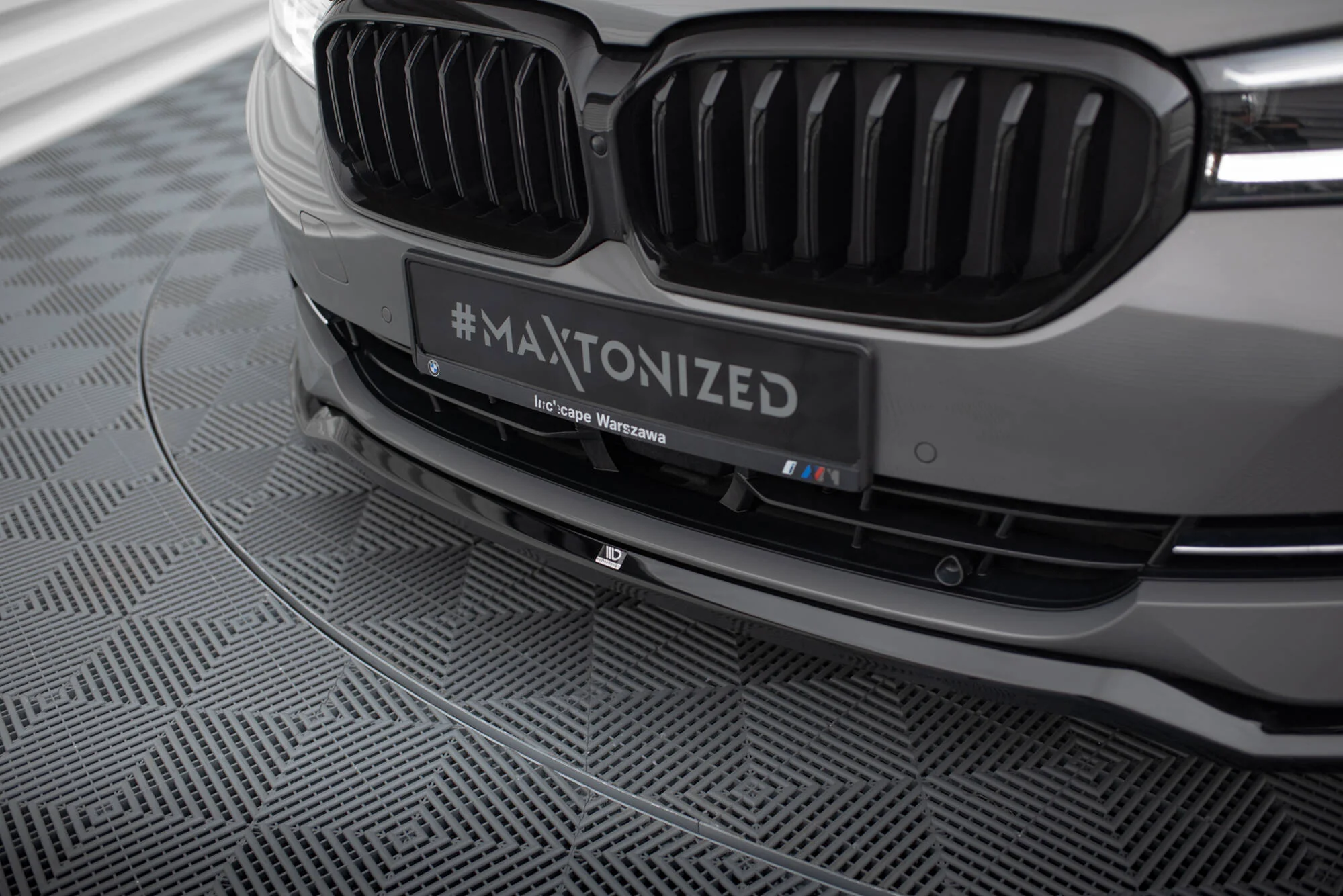 FRONT SPLITTER V.2 BMW 5 G30 / G31 FACELIFT - Image 4
