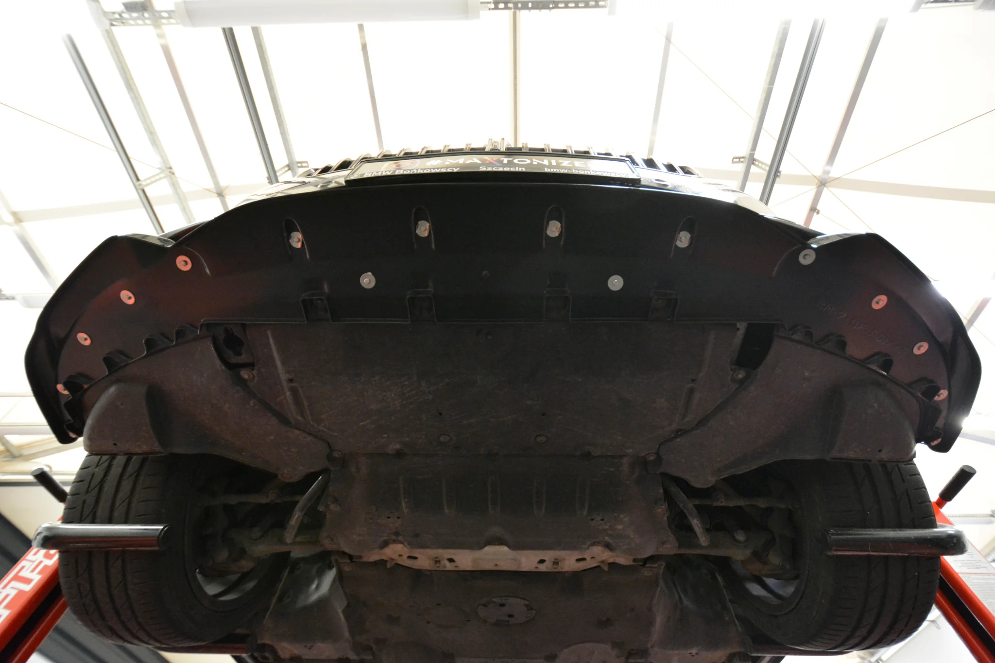 FRONT SPLITTER V.2 BMW 7 G11 FACELIFT - Image 5
