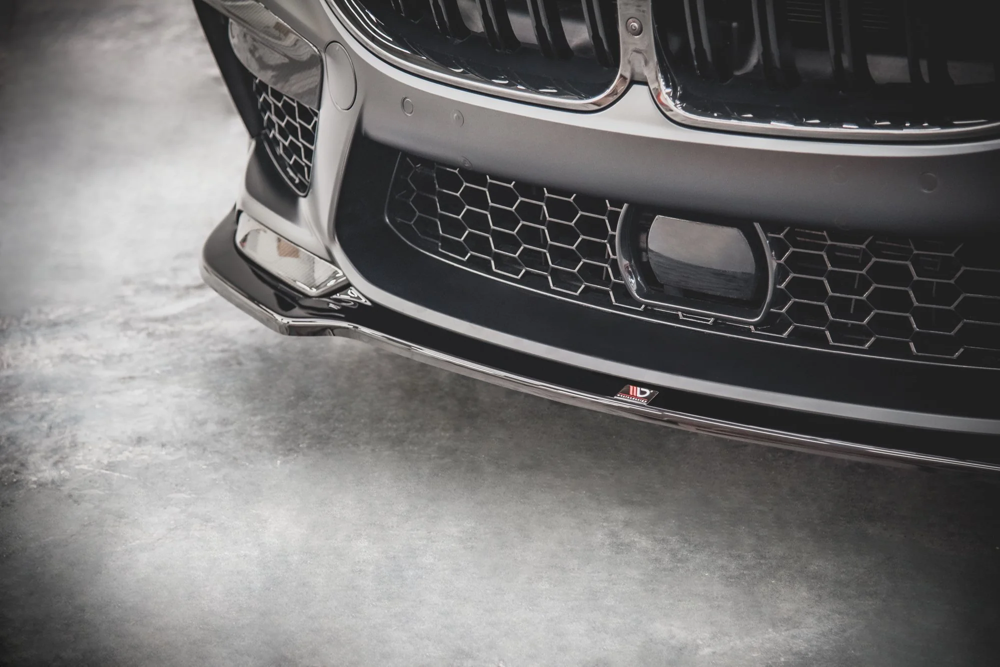 FRONT SPLITTER V.2 BMW M8 GRAN COUPE F93 / COUPE F92 - Image 2