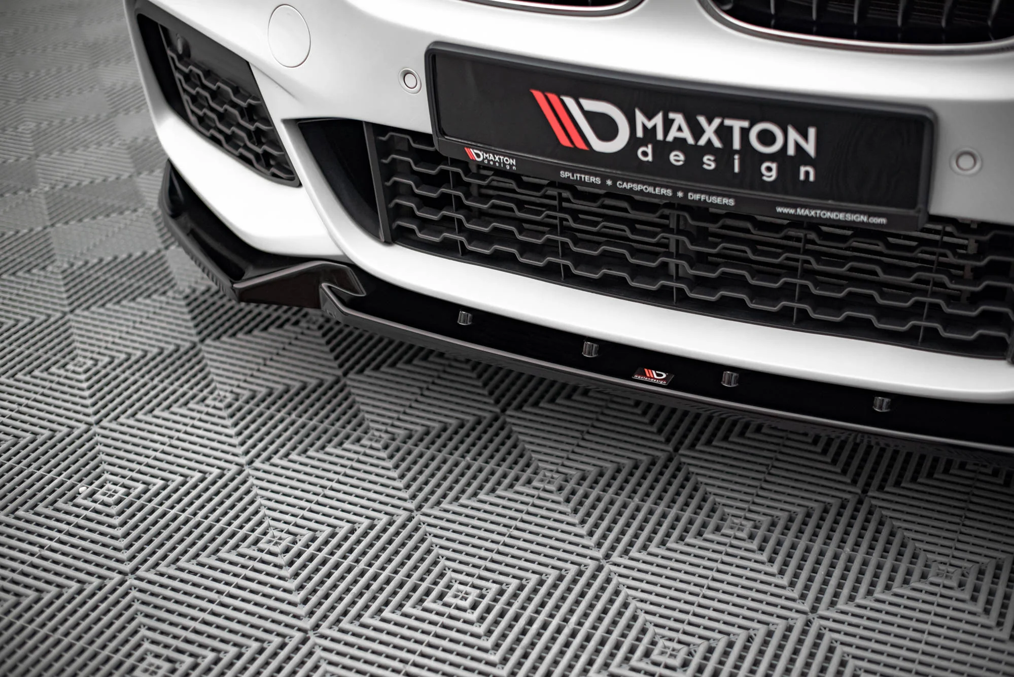 FRONT SPLITTER V.2 BMW X1 M-PACK F48 - Image 2