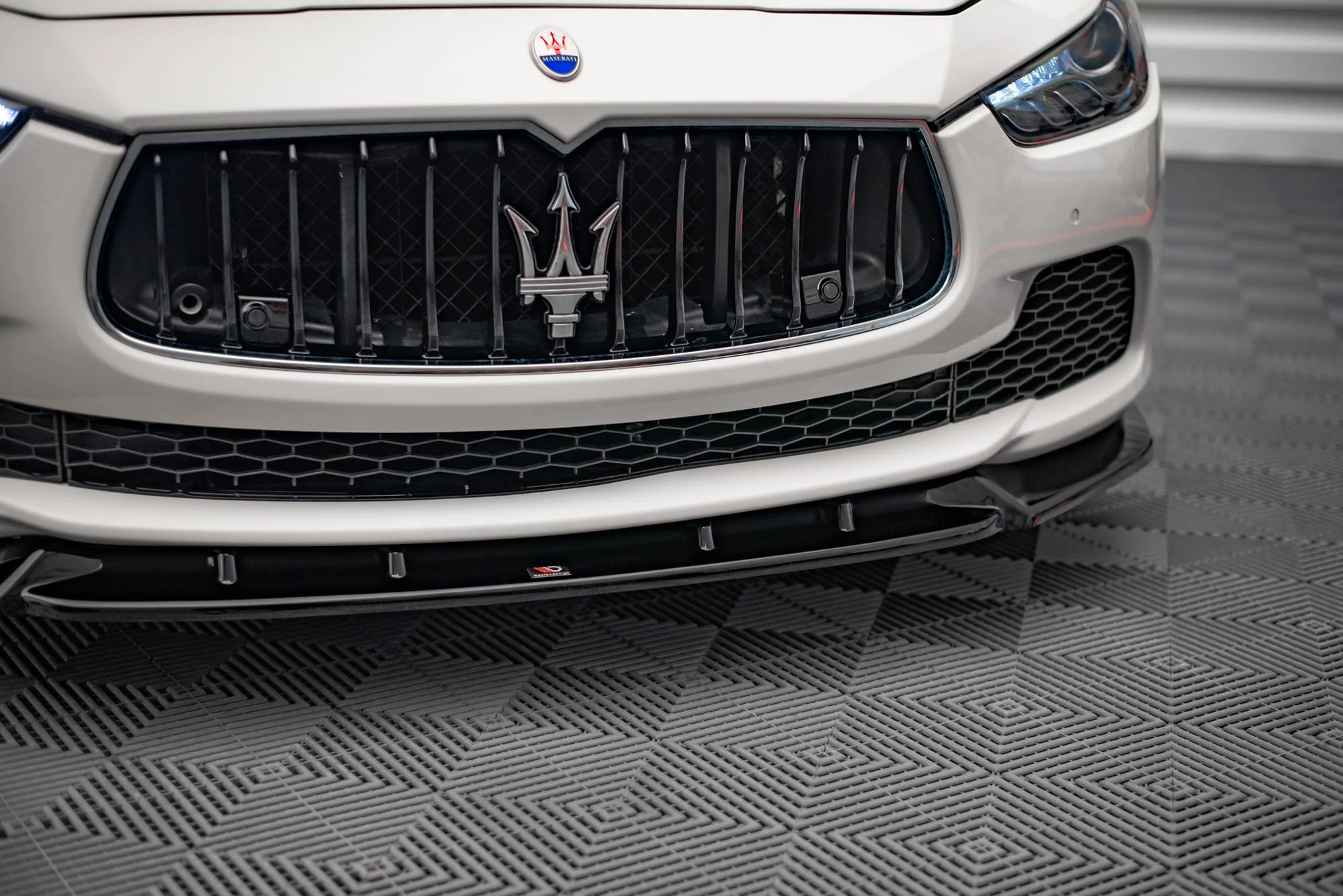 FRONT SPLITTER V.2 MASERATI GHIBLI MK3 - Image 3