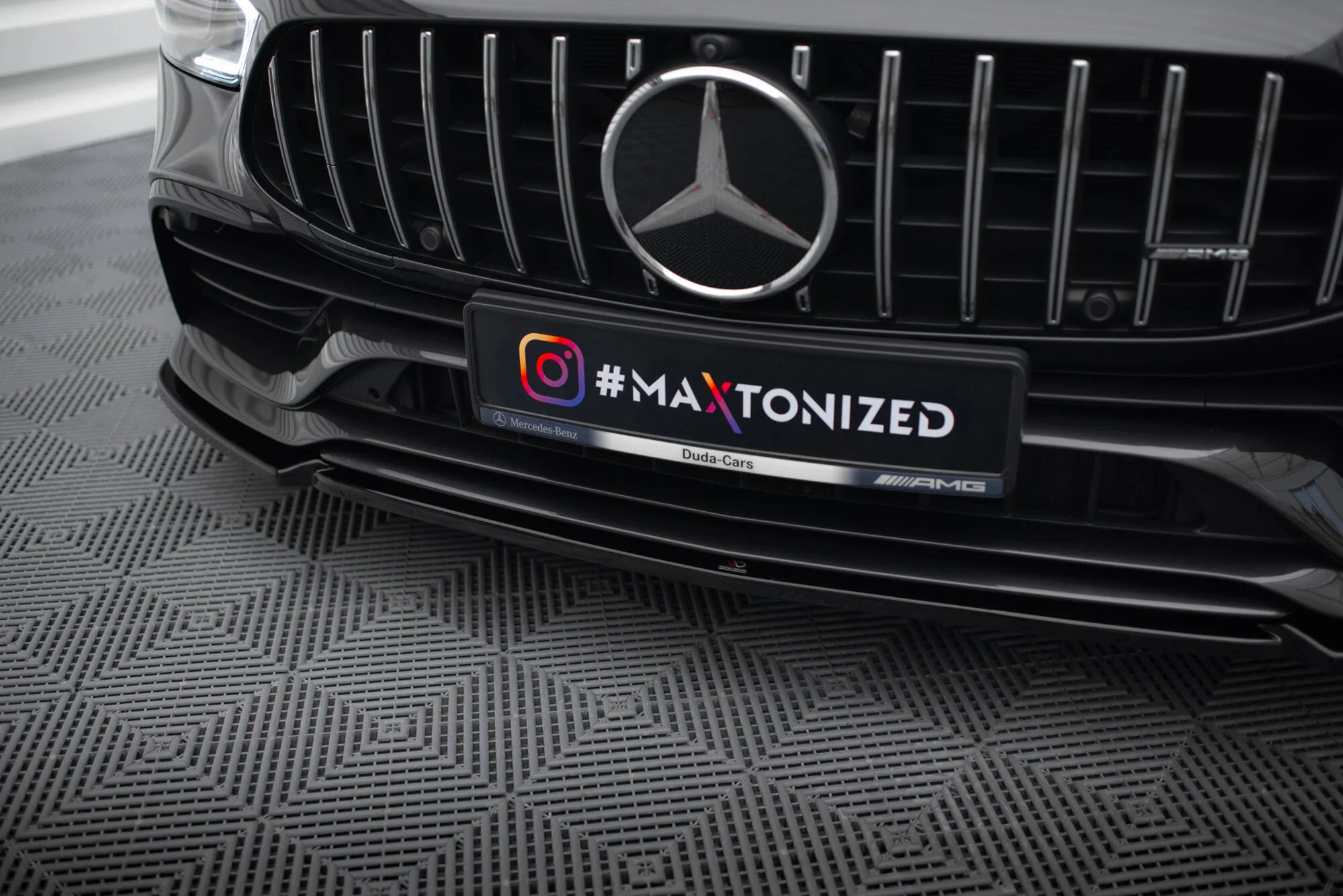 FRONT SPLITTER V.2 MERCEDES-AMG GT 53 4-DOOR COUPE - Image 3