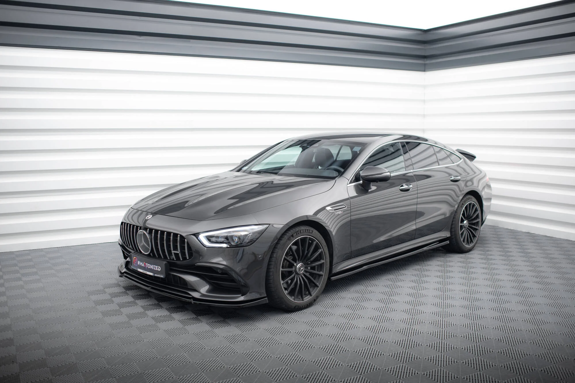 FRONT SPLITTER V.2 MERCEDES-AMG GT 53 4-DOOR COUPE - Image 4