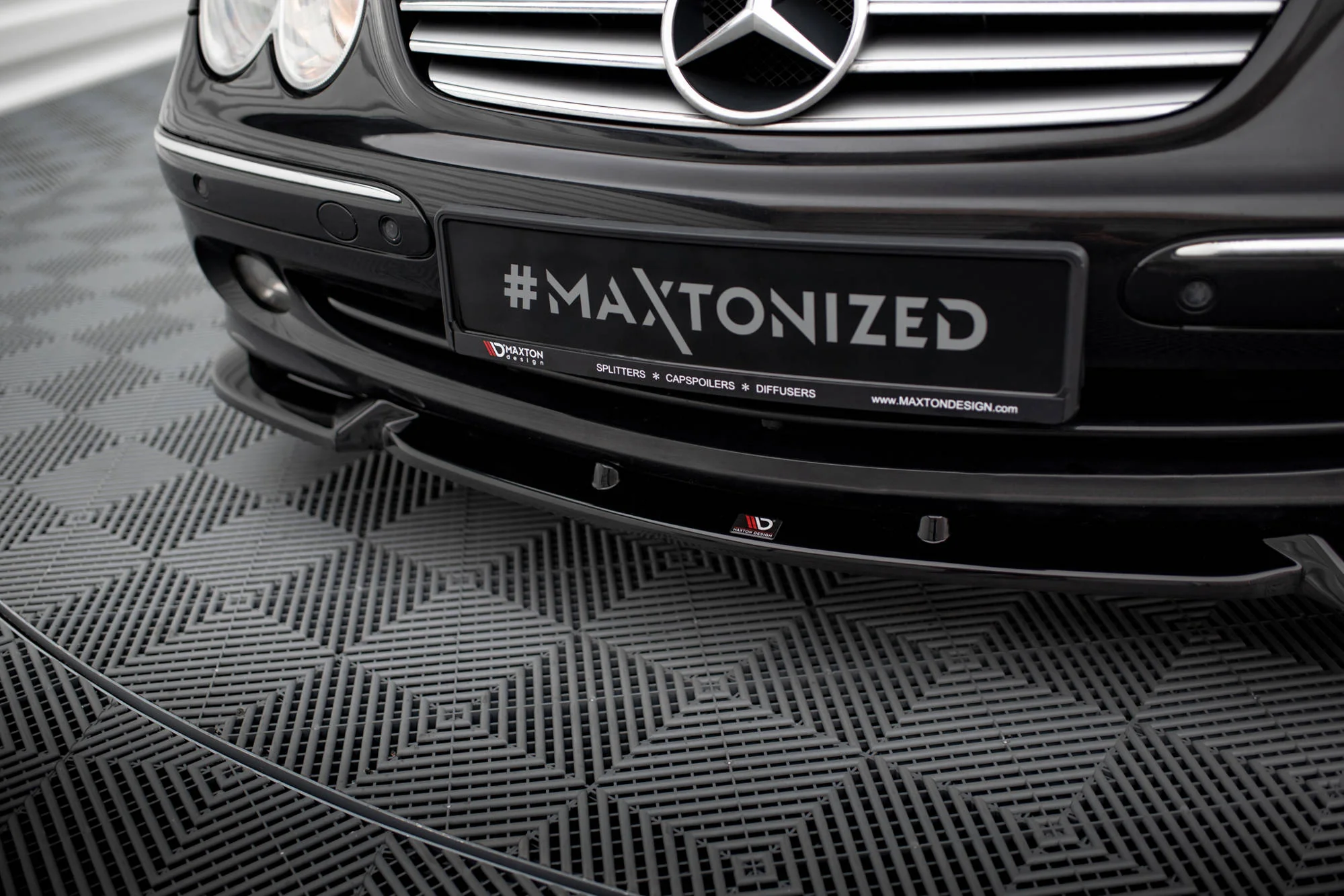 FRONT SPLITTER V.2 MERCEDES-BENZ CLK W209 - Image 4