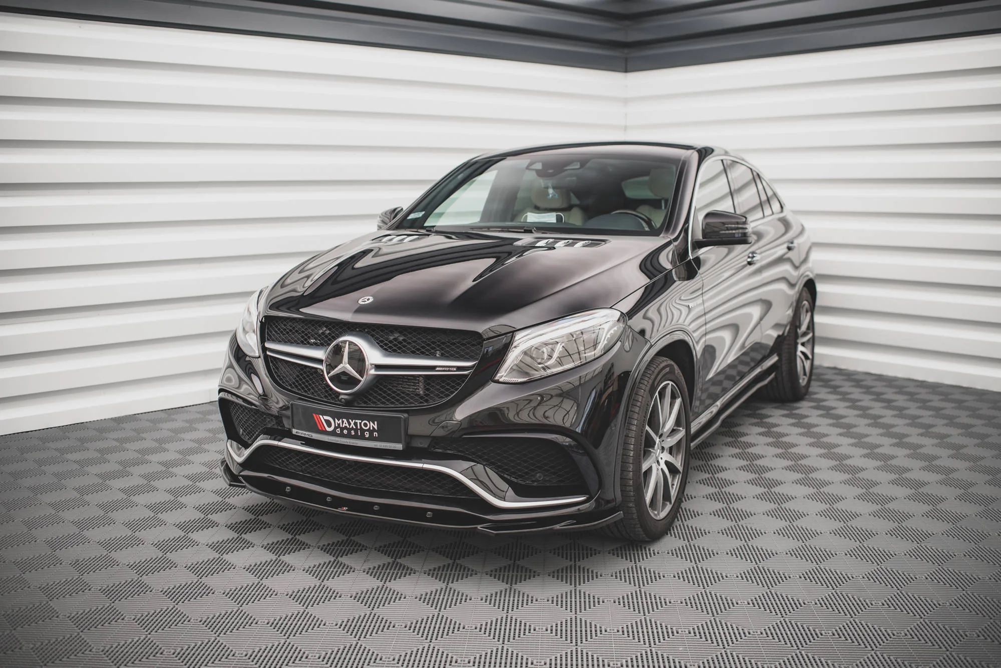 FRONT SPLITTER V.2 MERCEDES-BENZ GLE COUPE 63AMG C292 - Image 4