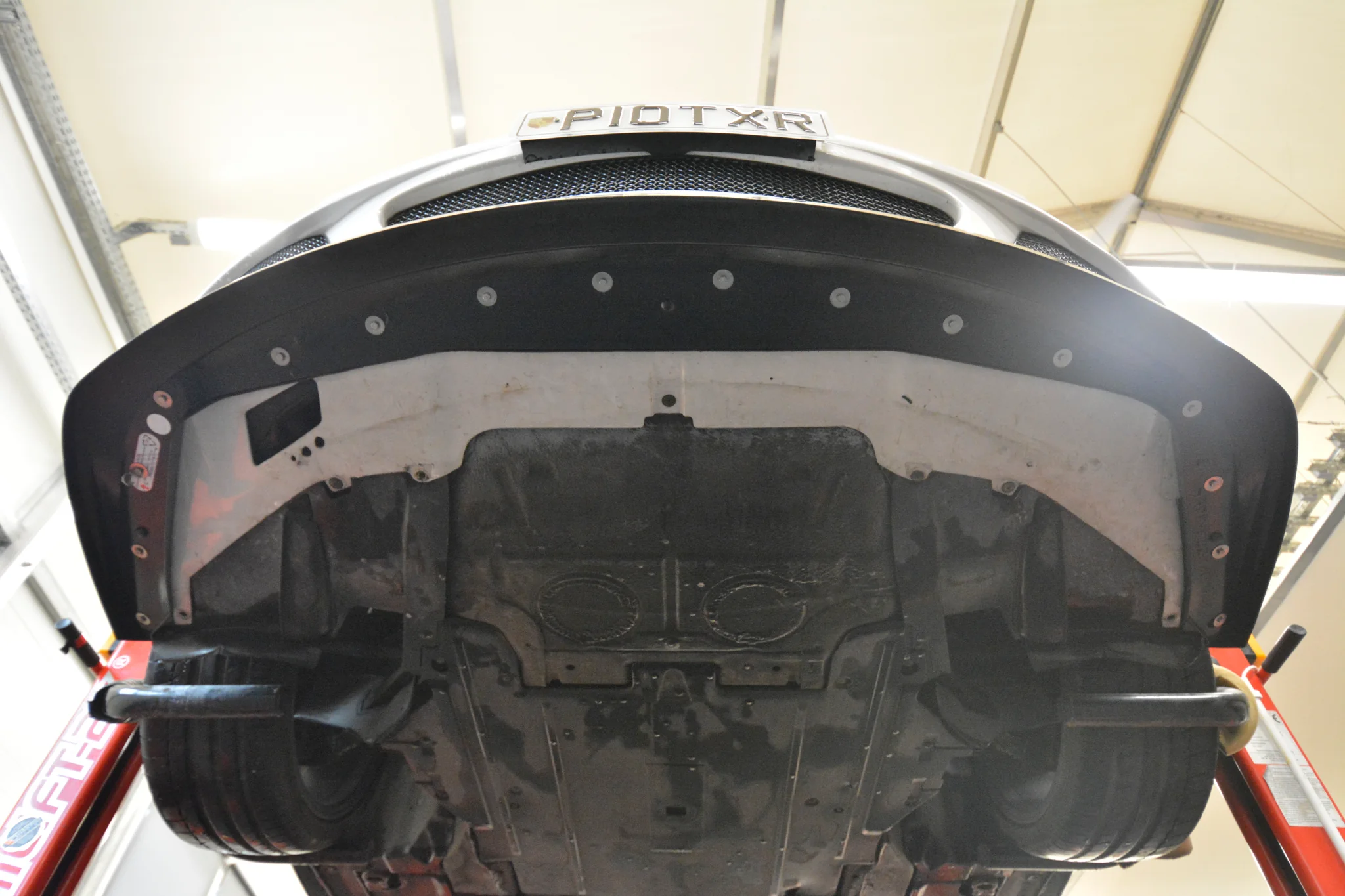 Front Splitter V.2 Porsche 911 Carrera 997 Facelift - Image 7