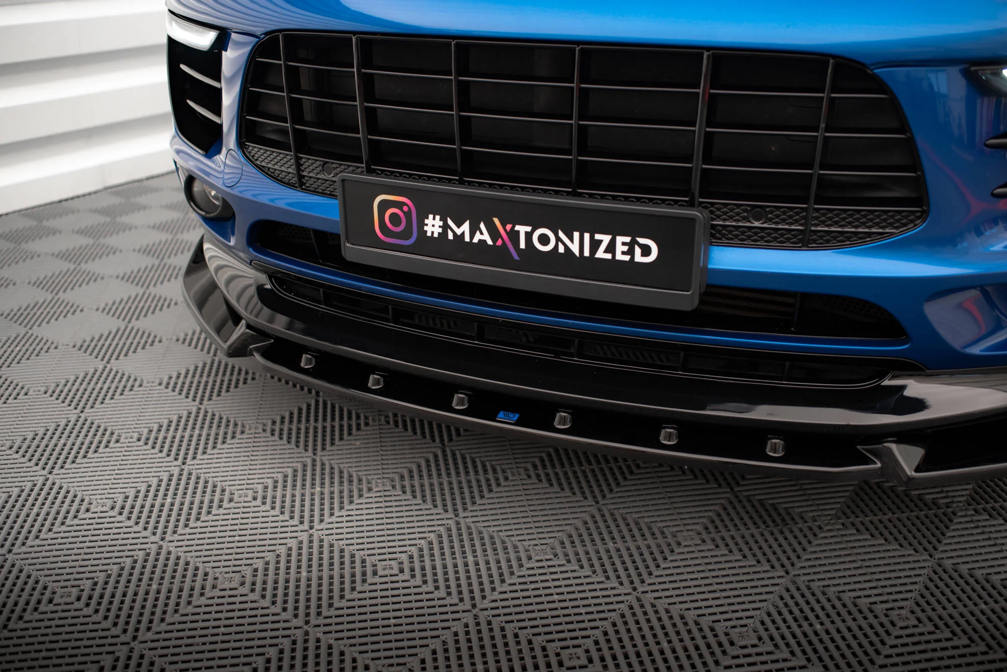 FRONT SPLITTER V.2 PORSCHE MACAN MK1 - Image 3