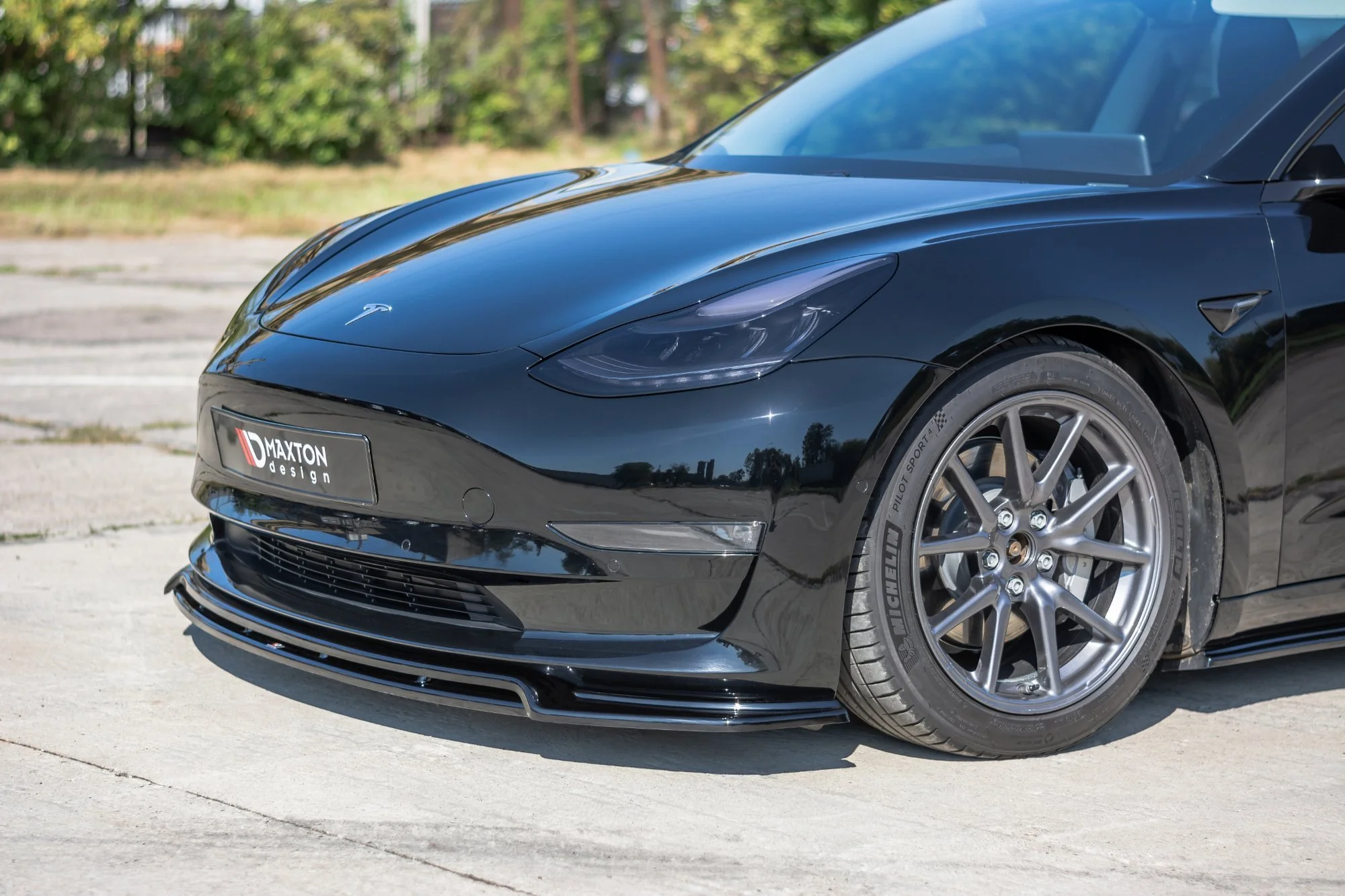 FRONT SPLITTER V.2 TESLA MODEL 3 - Image 4