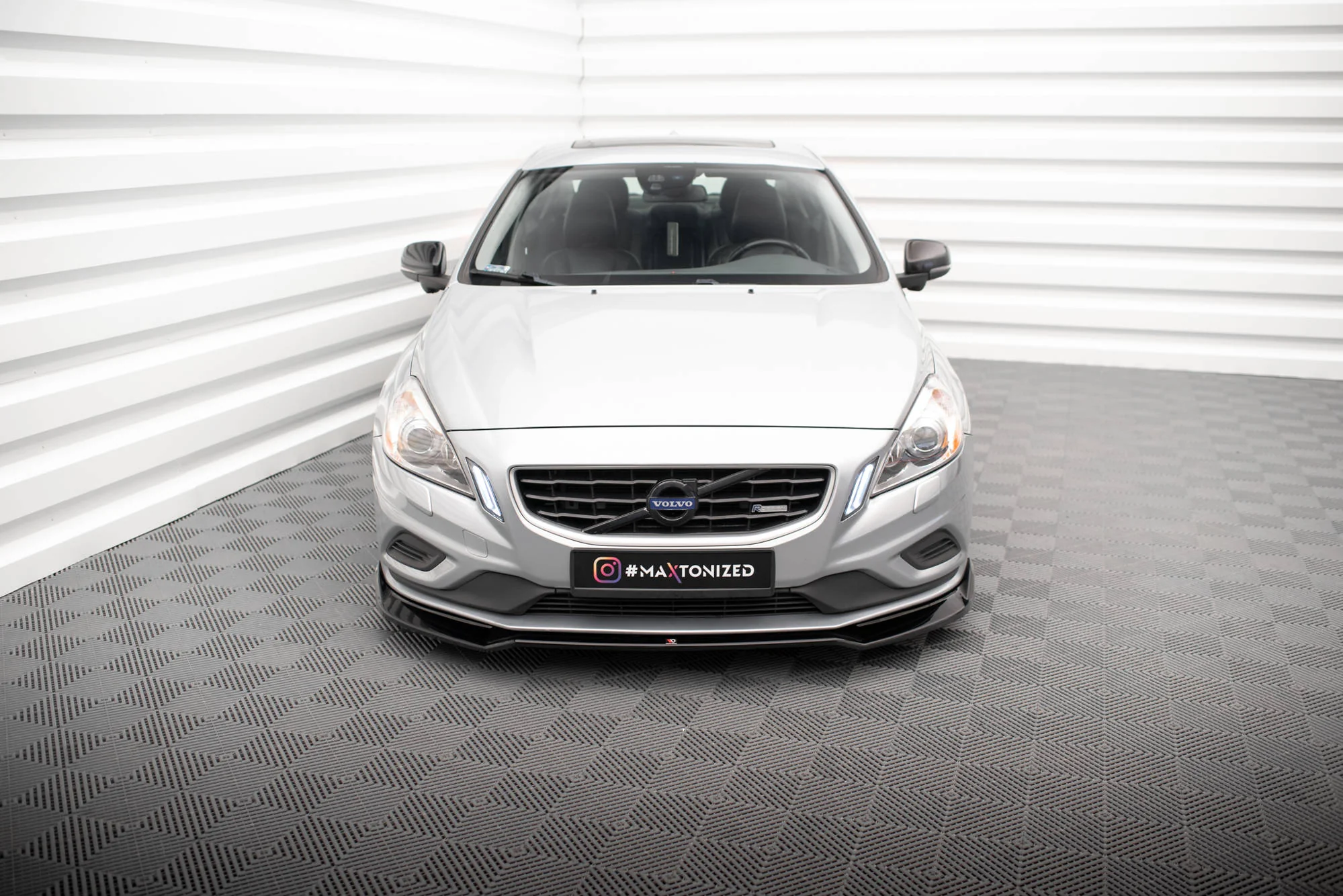 FRONT SPLITTER V.2 VOLVO S60 R-DESIGN MK2 - Image 4