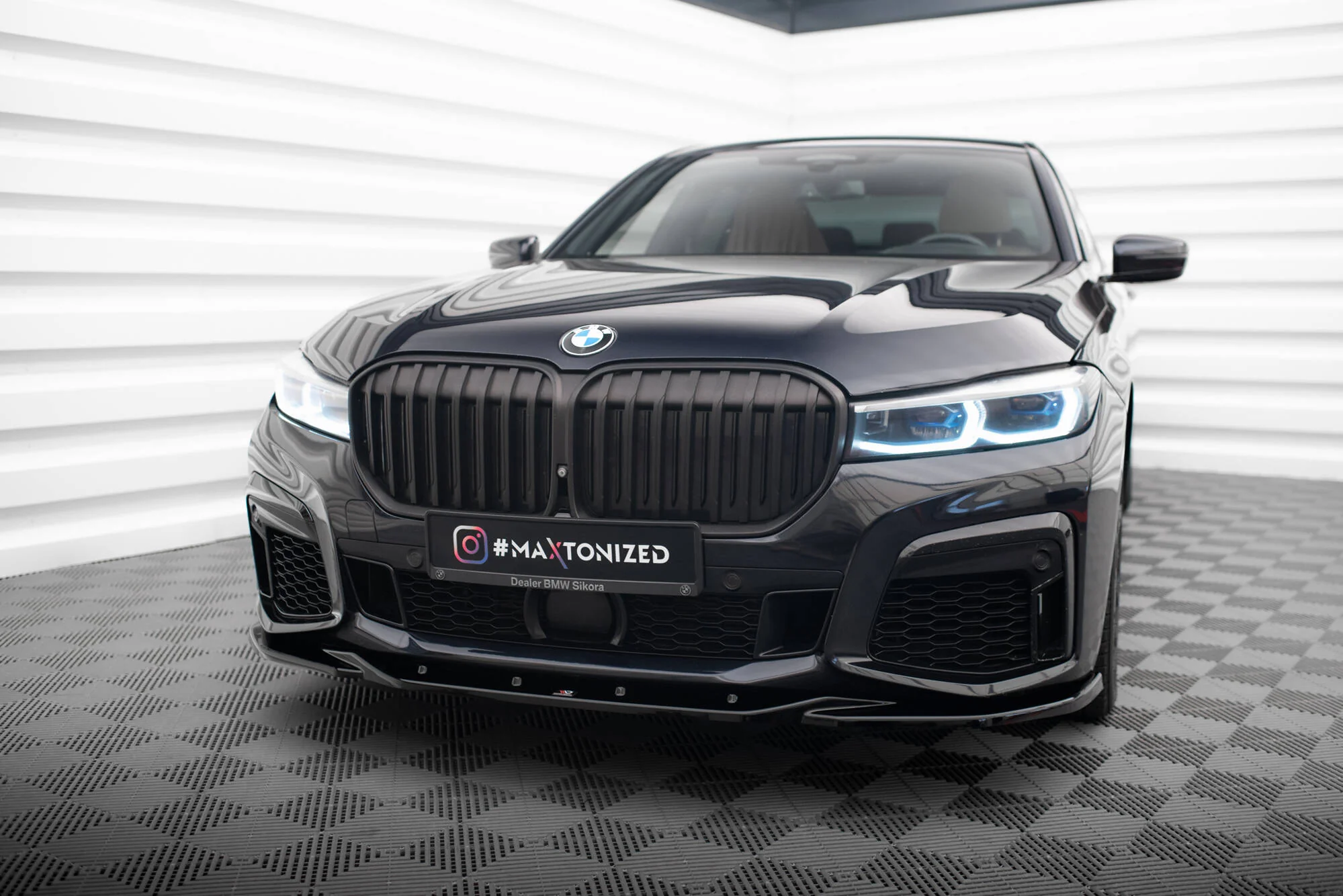 FRONT SPLITTER V.3 BMW 7 G11 M-PACK FACELIFT - Image 3