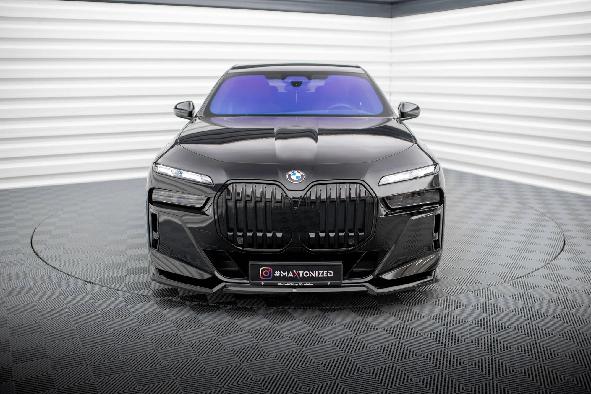 FRONT SPLITTER V.3 BMW 7 M-PACK / M760 G70 - Image 4