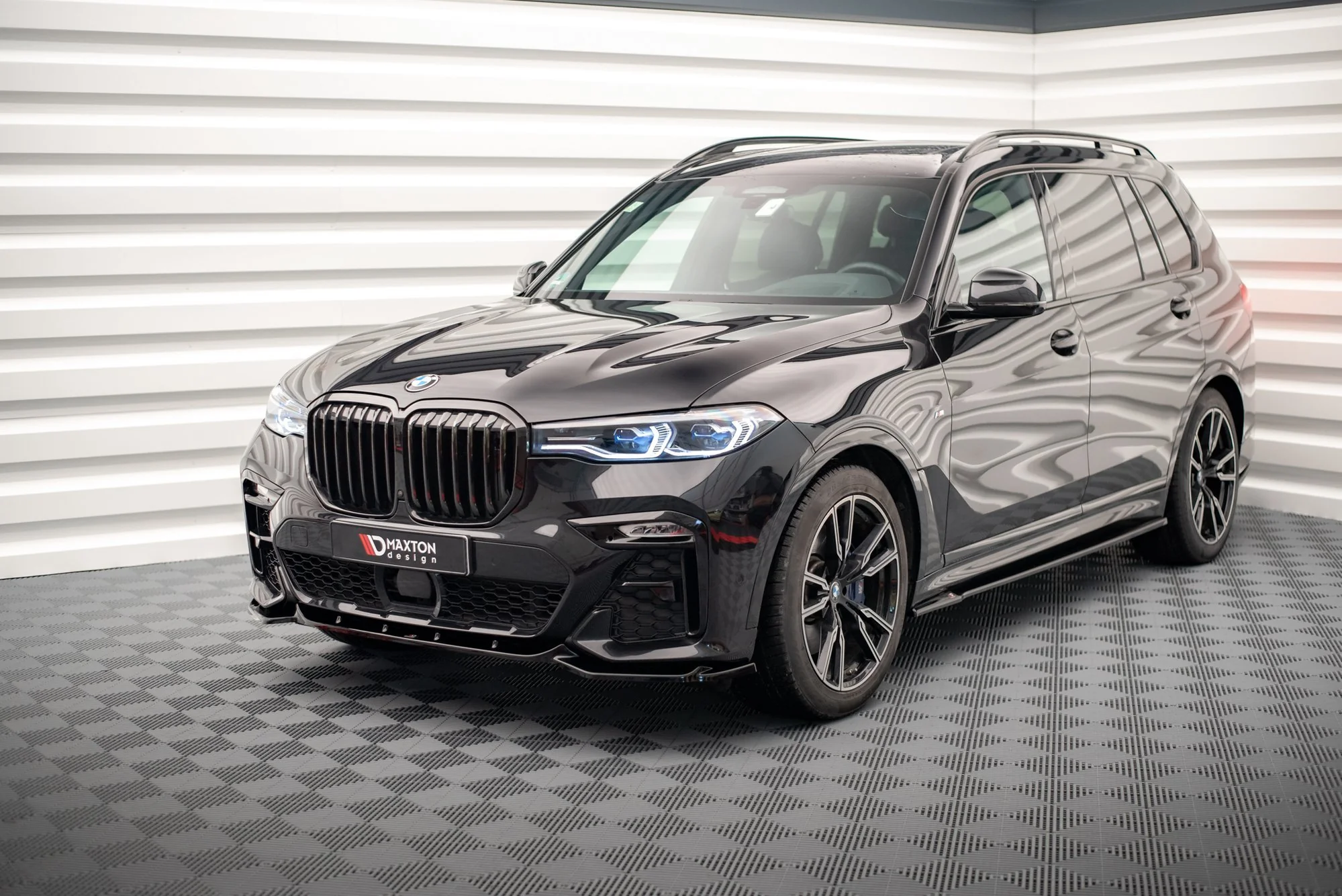 FRONT SPLITTER V.3 BMW X7 M G07 - Image 2