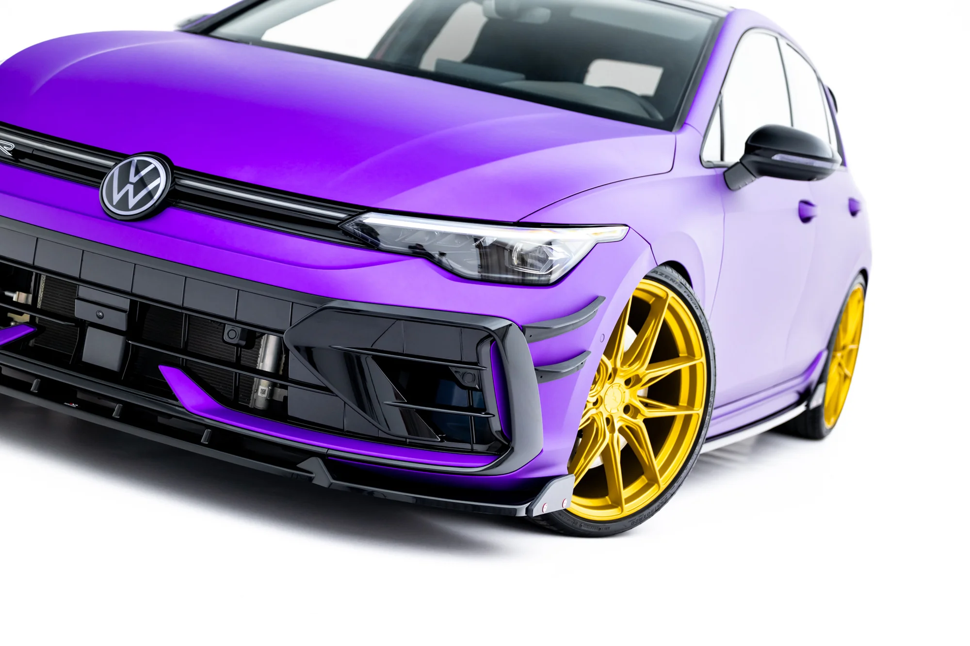 Front Splitter V.3 + Flaps Volkswagen Golf R Mk8 Facelift - Image 3