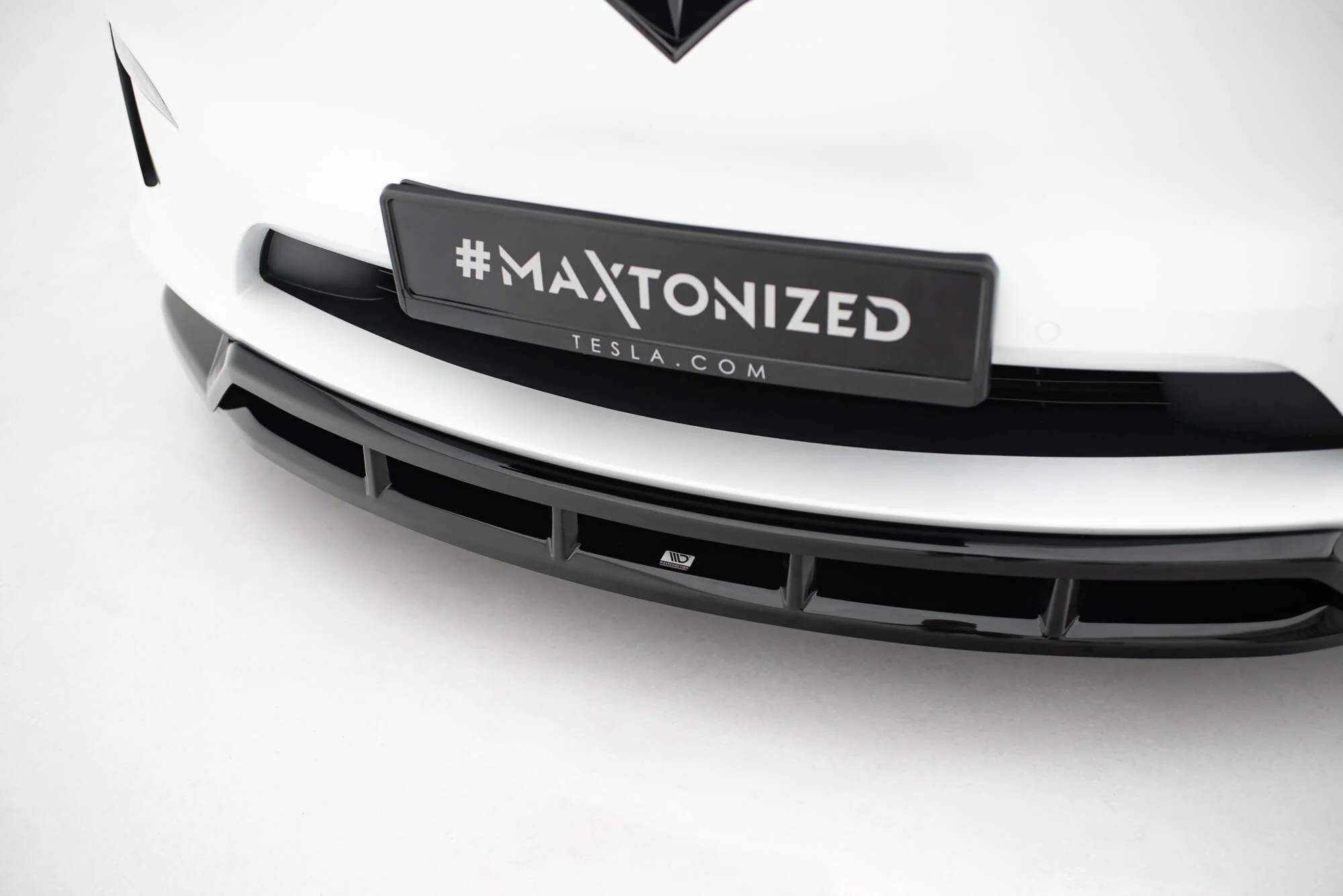 FRONT SPLITTER V.3 TESLA MODEL X MK1 FACELIFT - Image 4