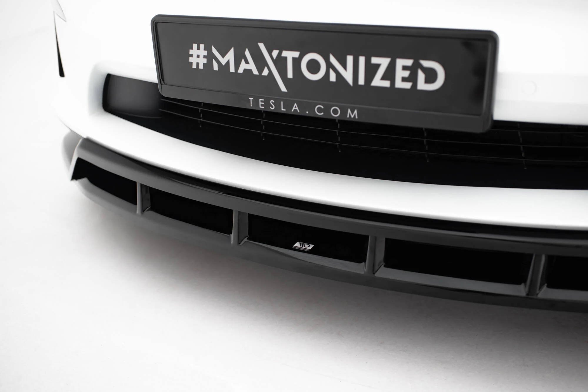 FRONT SPLITTER V.3 TESLA MODEL X MK1 FACELIFT - Image 5