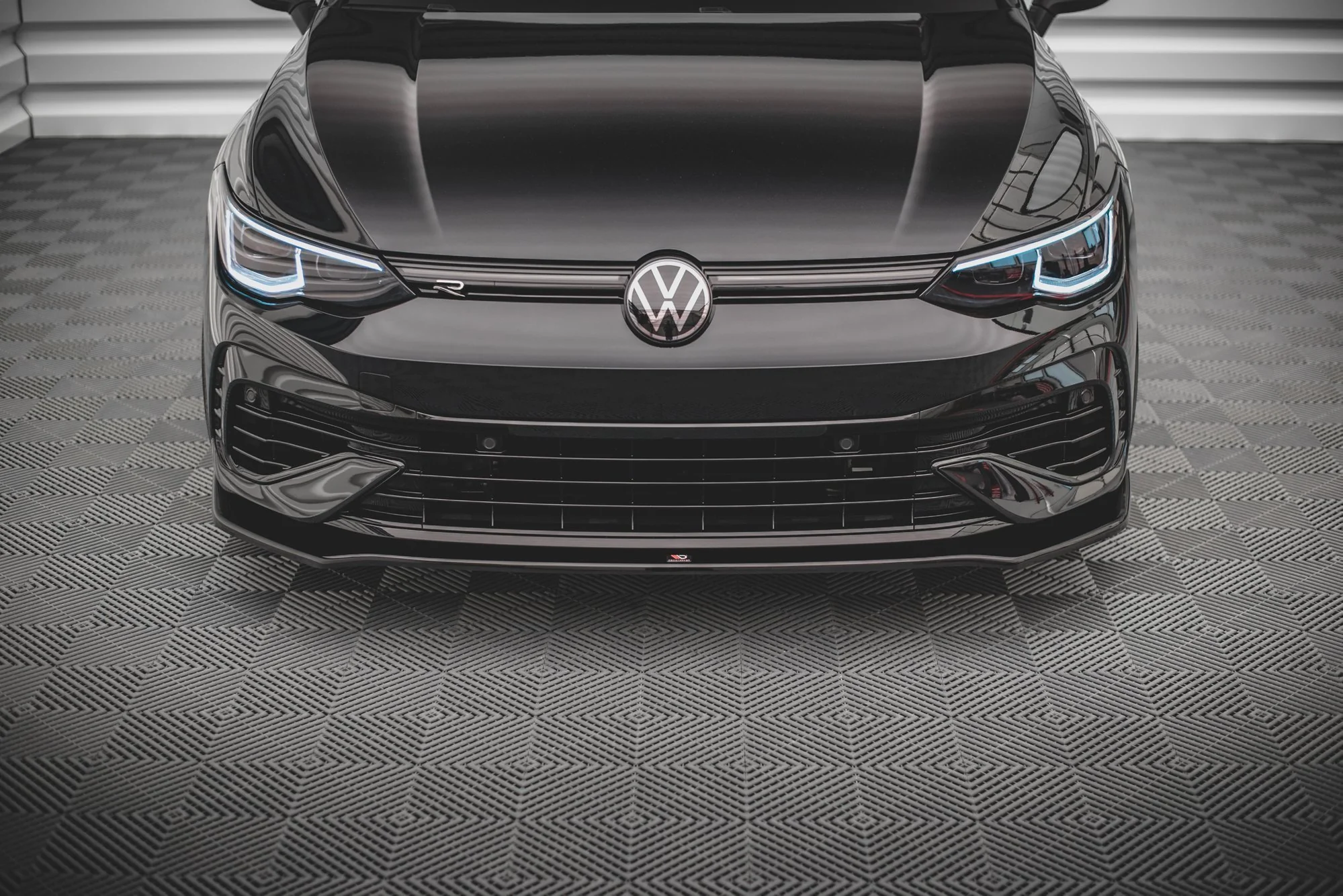 FRONT SPLITTER V.3 VOLKSWAGEN GOLF R MK8 - Image 2