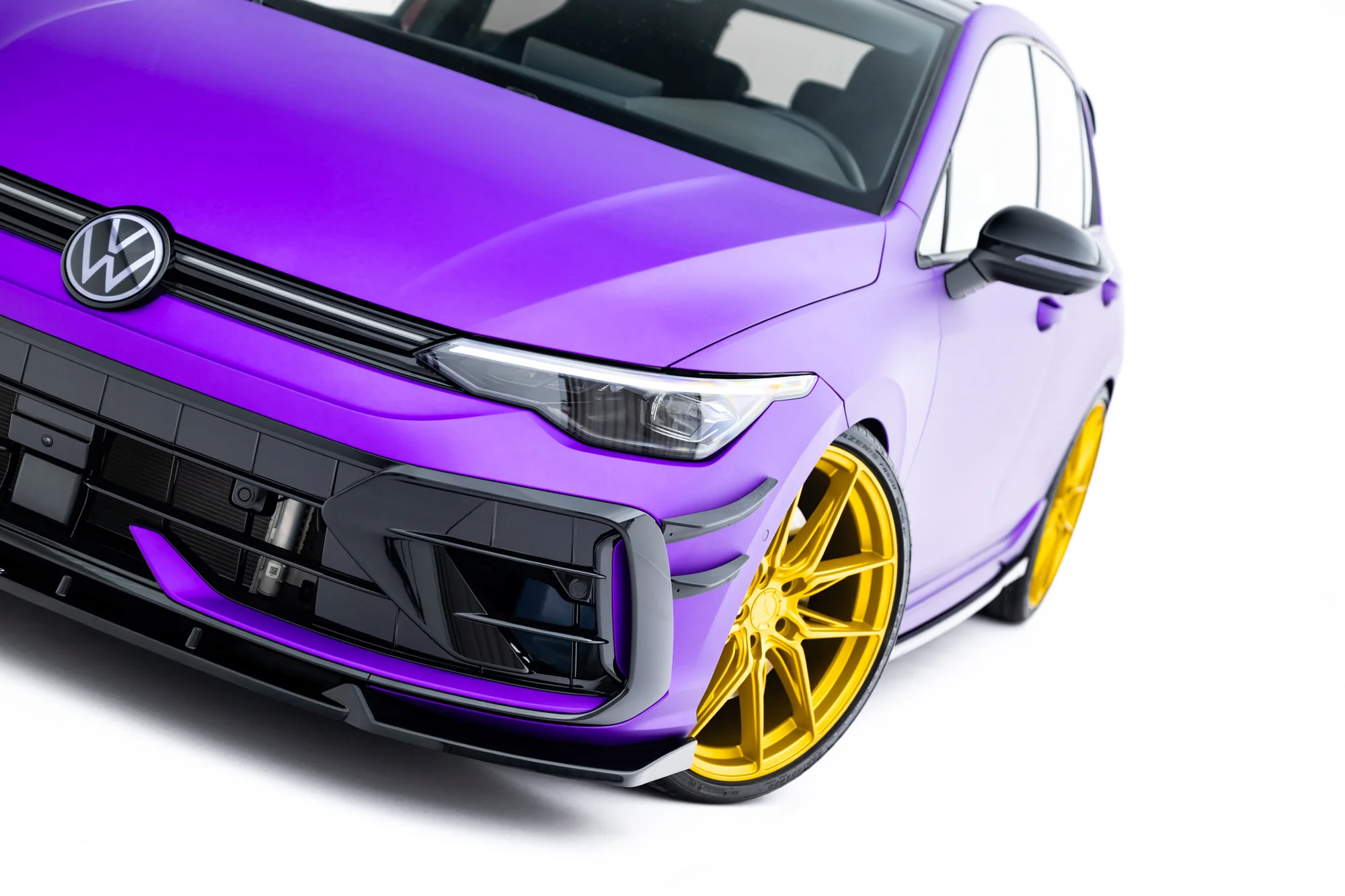 Front Splitter V.3 Volkswagen Golf R Mk8 Facelift - Image 4