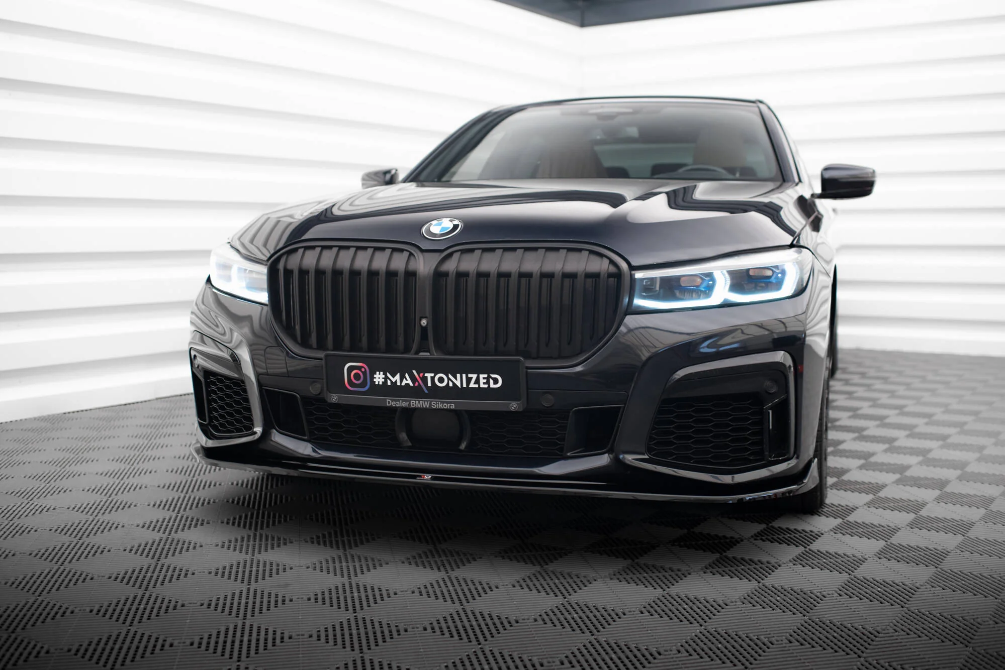 FRONT SPLITTER V.4 BMW 7 G11 M-PACK FACELIFT - Image 3