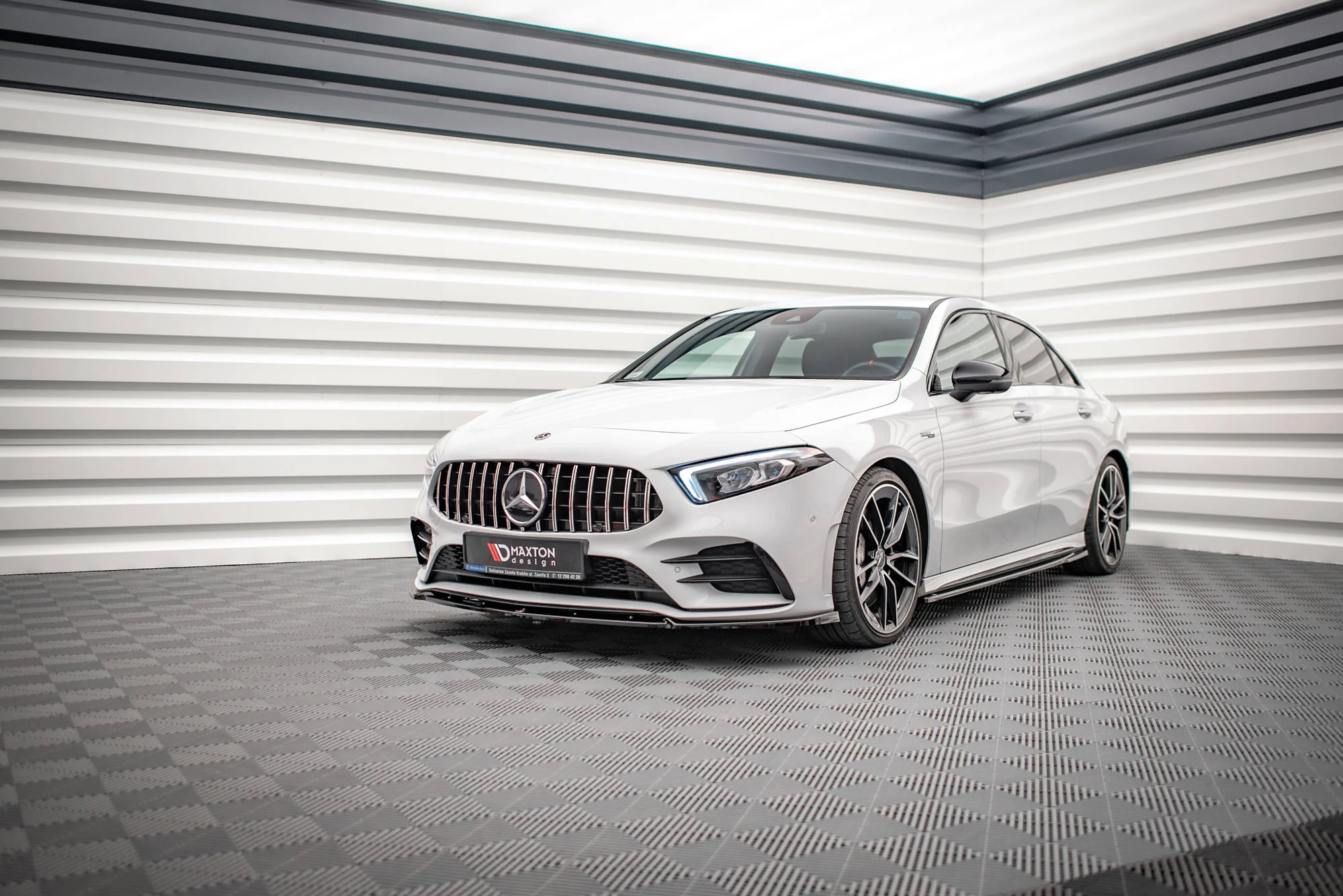 FRONT SPLITTER V.4 MERCEDES A35 AMG / AMG-LINE W177 - Image 3