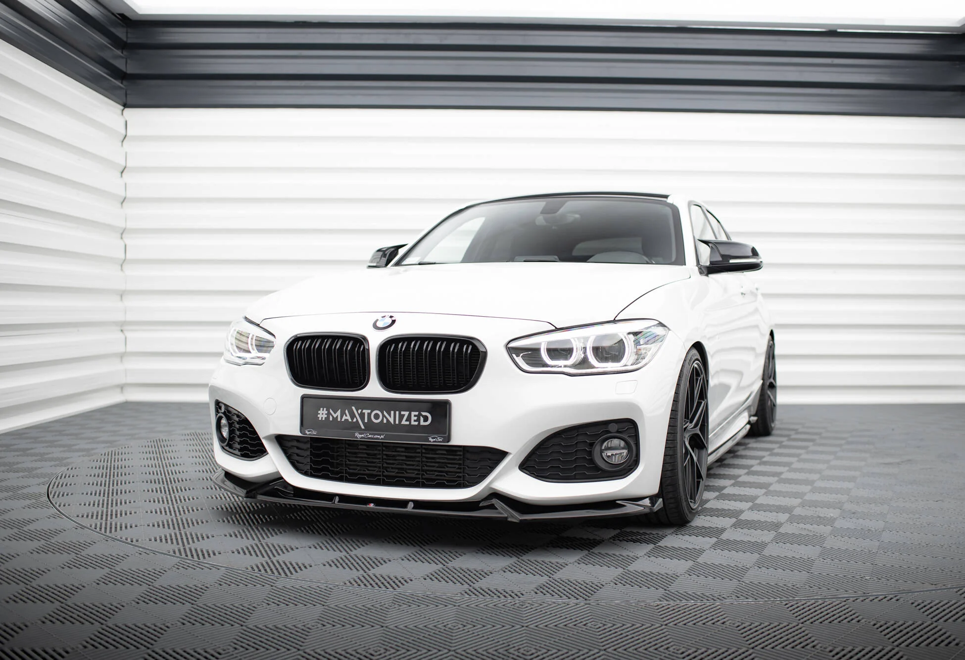Front Splitter V.5 BMW 1 M-Pack / M140i F20 Facelift - Image 3