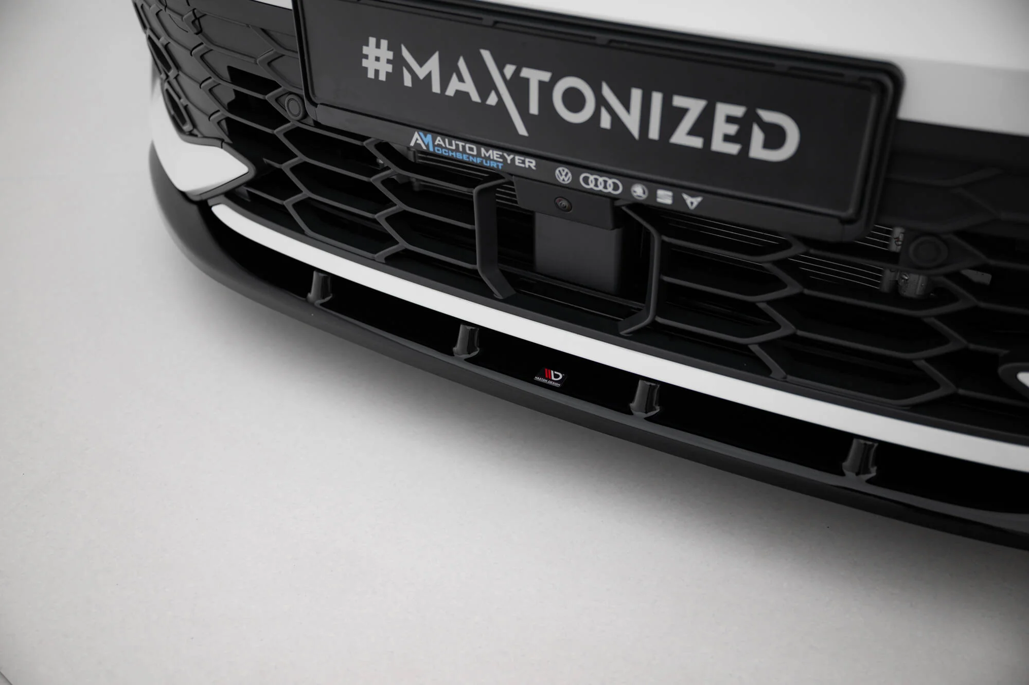 Front Splitter V.5 Volkswagen Golf GTI / GTE / R-Line Mk8 Facelift - Image 4
