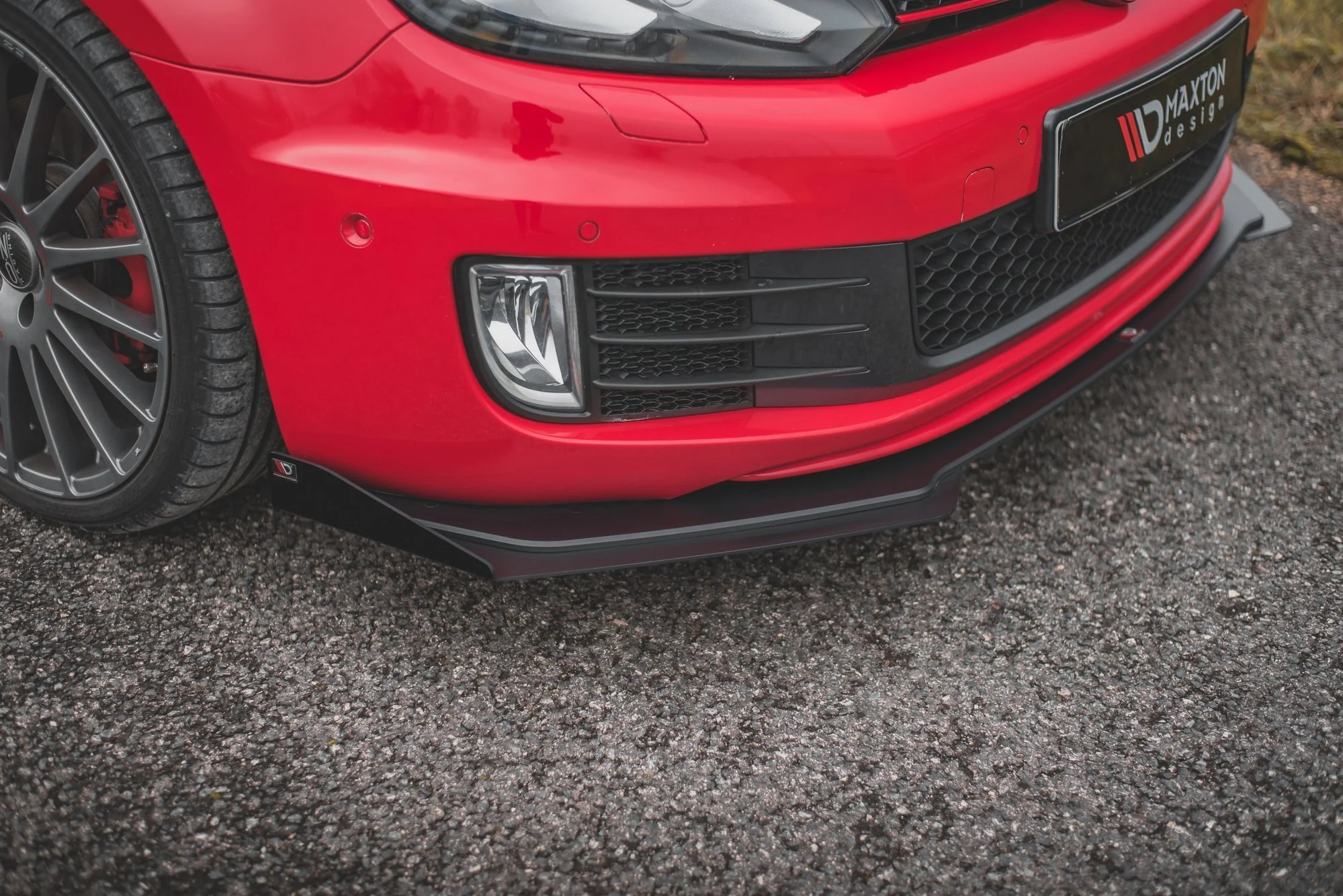RACING DURABILITY FRONT SPLITTER V.3 + FLAPS VOLKSWAGEN GOLF GTI MK6 - Image 5