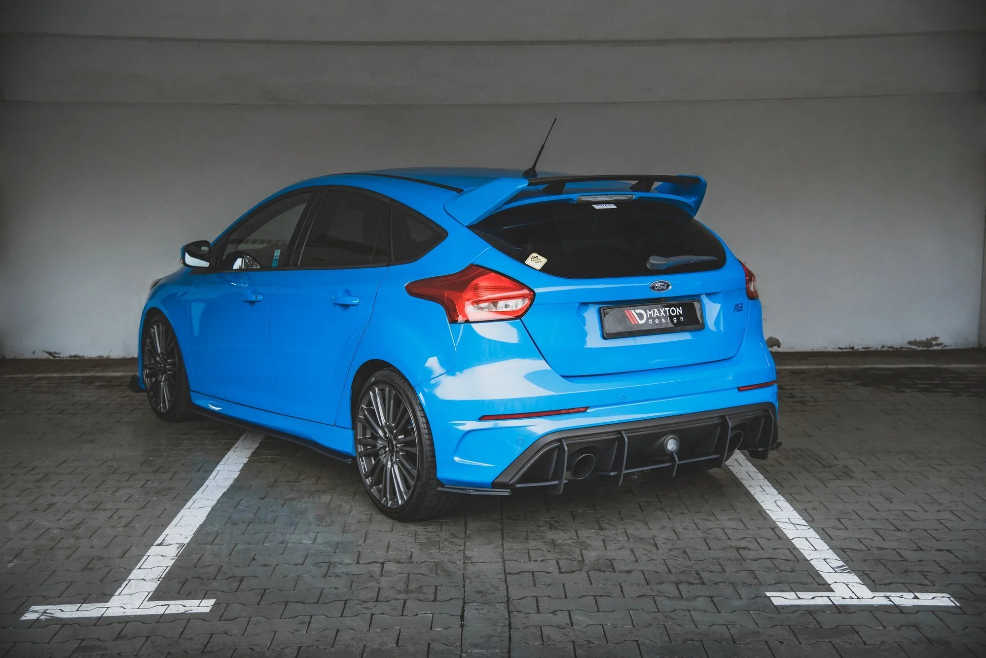 RACING DURABILITY REAR DIFFUSER FORD FOCUS RS MK3 - Image 2