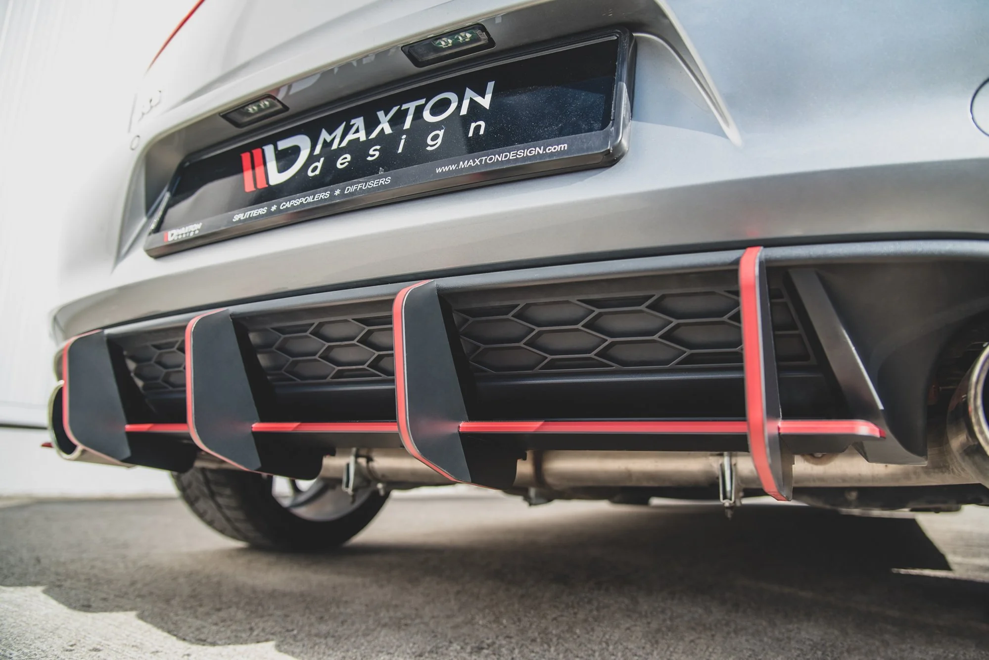 RACING DURABILITY REAR DIFFUSER V.2 VW GOLF 7 GTI - Image 10