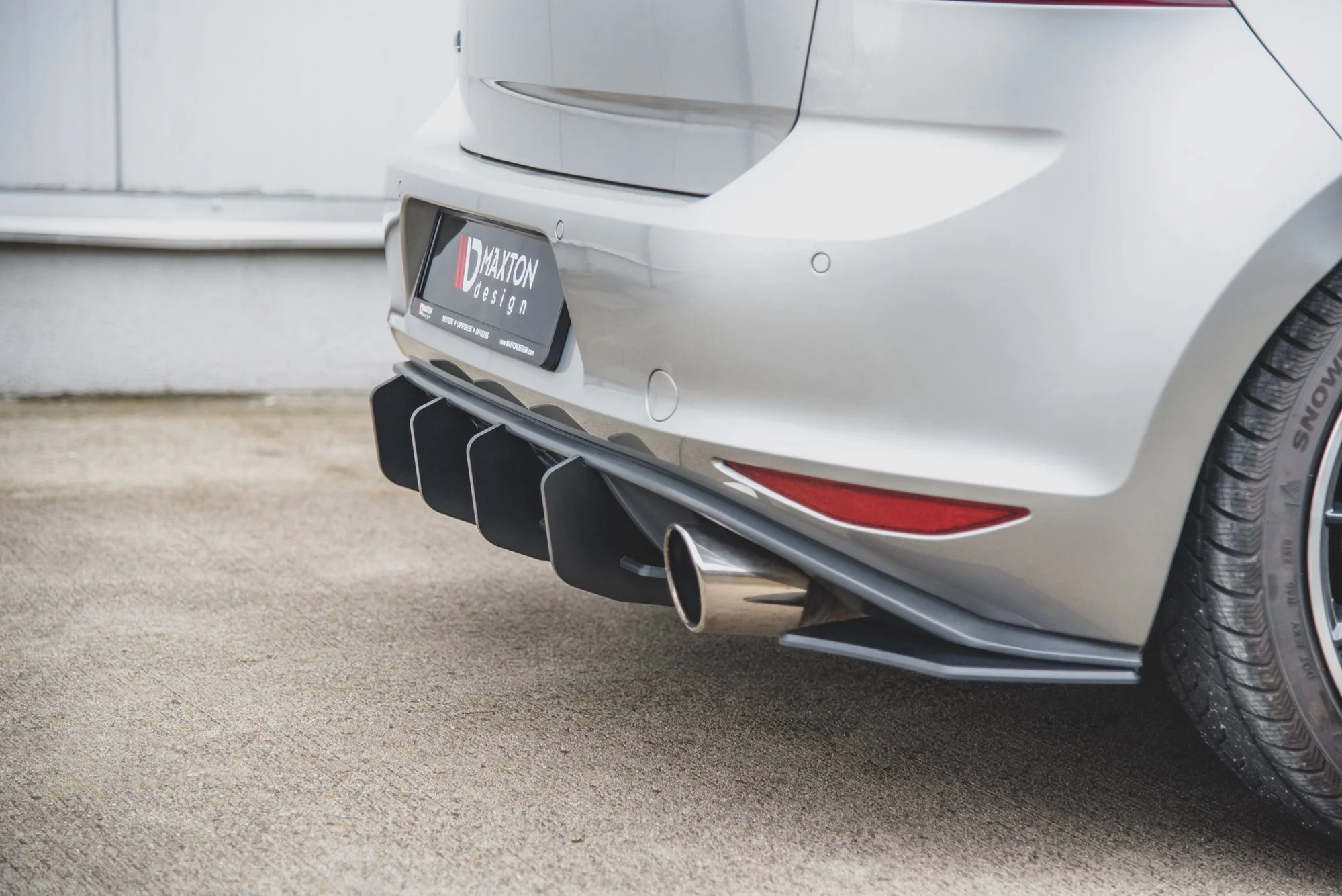 RACING DURABILITY REAR DIFFUSER V.2 VW GOLF 7 GTI - Image 6