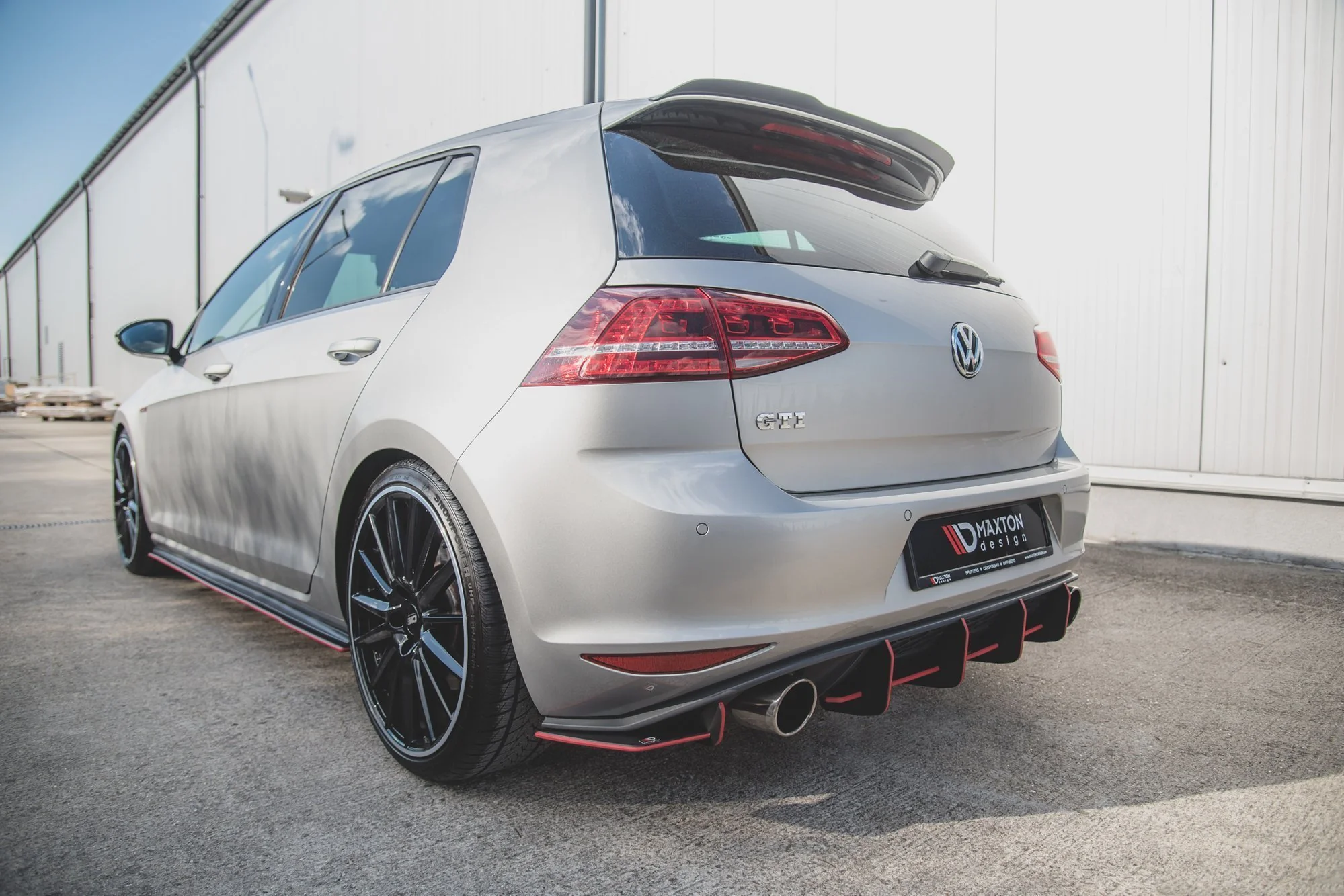 RACING DURABILITY REAR SIDE SPLITTERS V.1 VW GOLF 7 GTI - Image 10