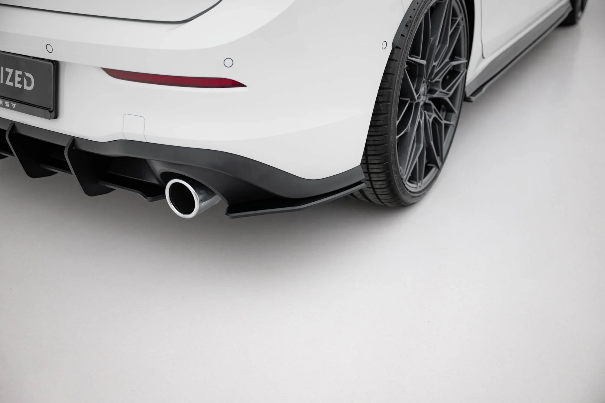 RACING DURABILITY REAR SIDE SPLITTERS VOLKSWAGEN GOLF 8 GTI - Image 2