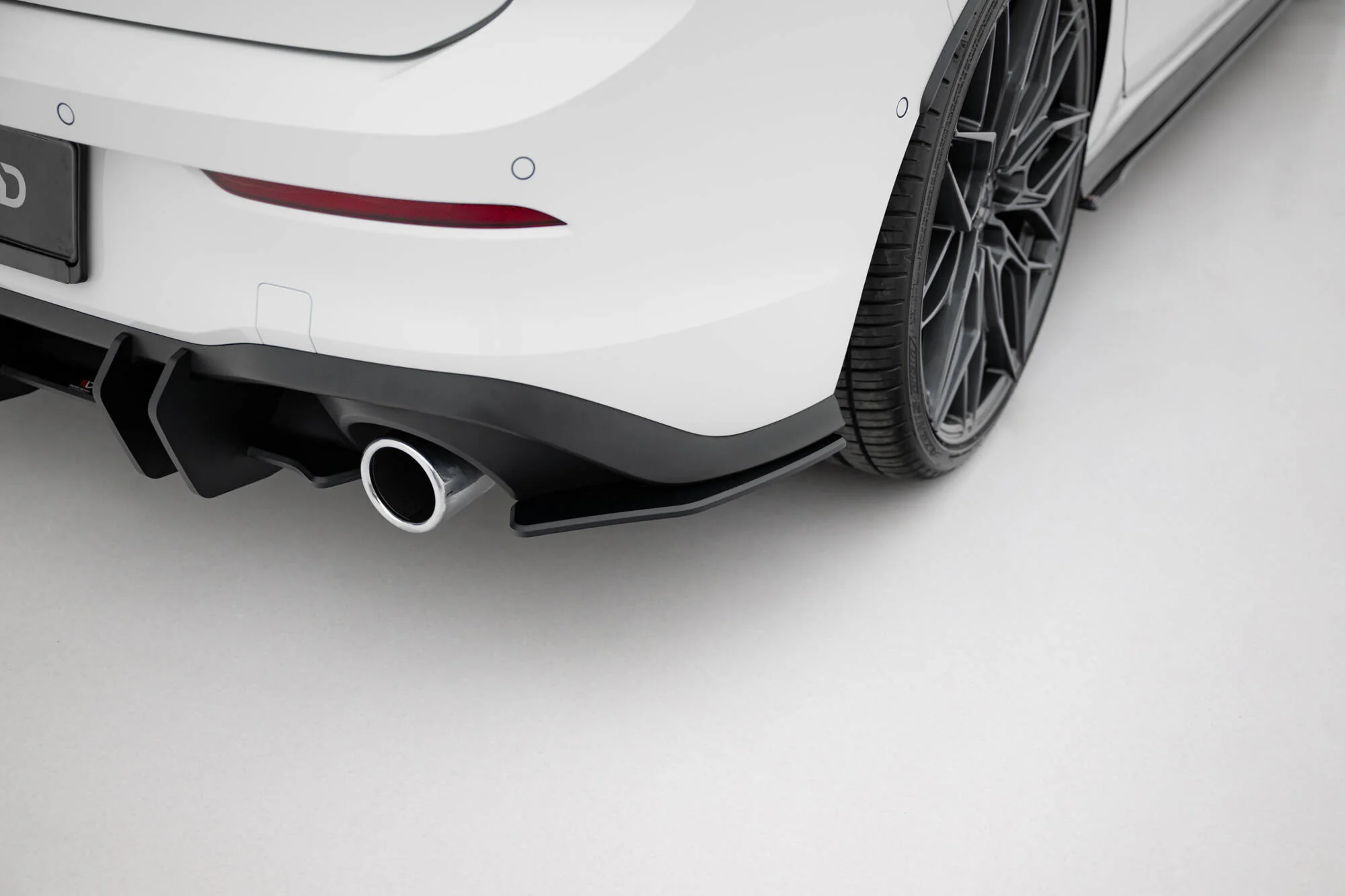 RACING DURABILITY REAR SIDE SPLITTERS VOLKSWAGEN GOLF 8 GTI - Image 4